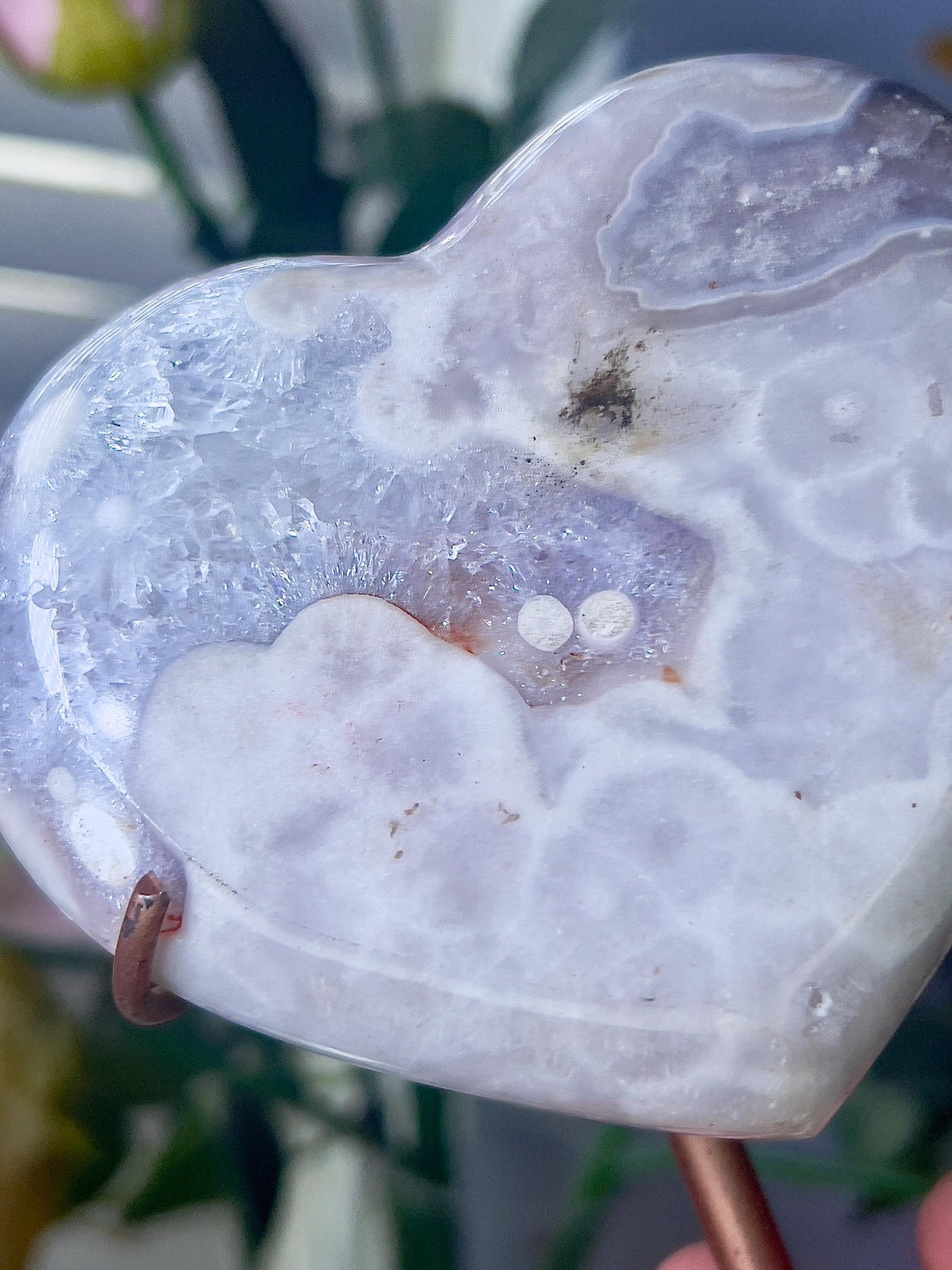 Pink amethyst heart on stand - it is scratched but can be repainted easily (discount already applied)