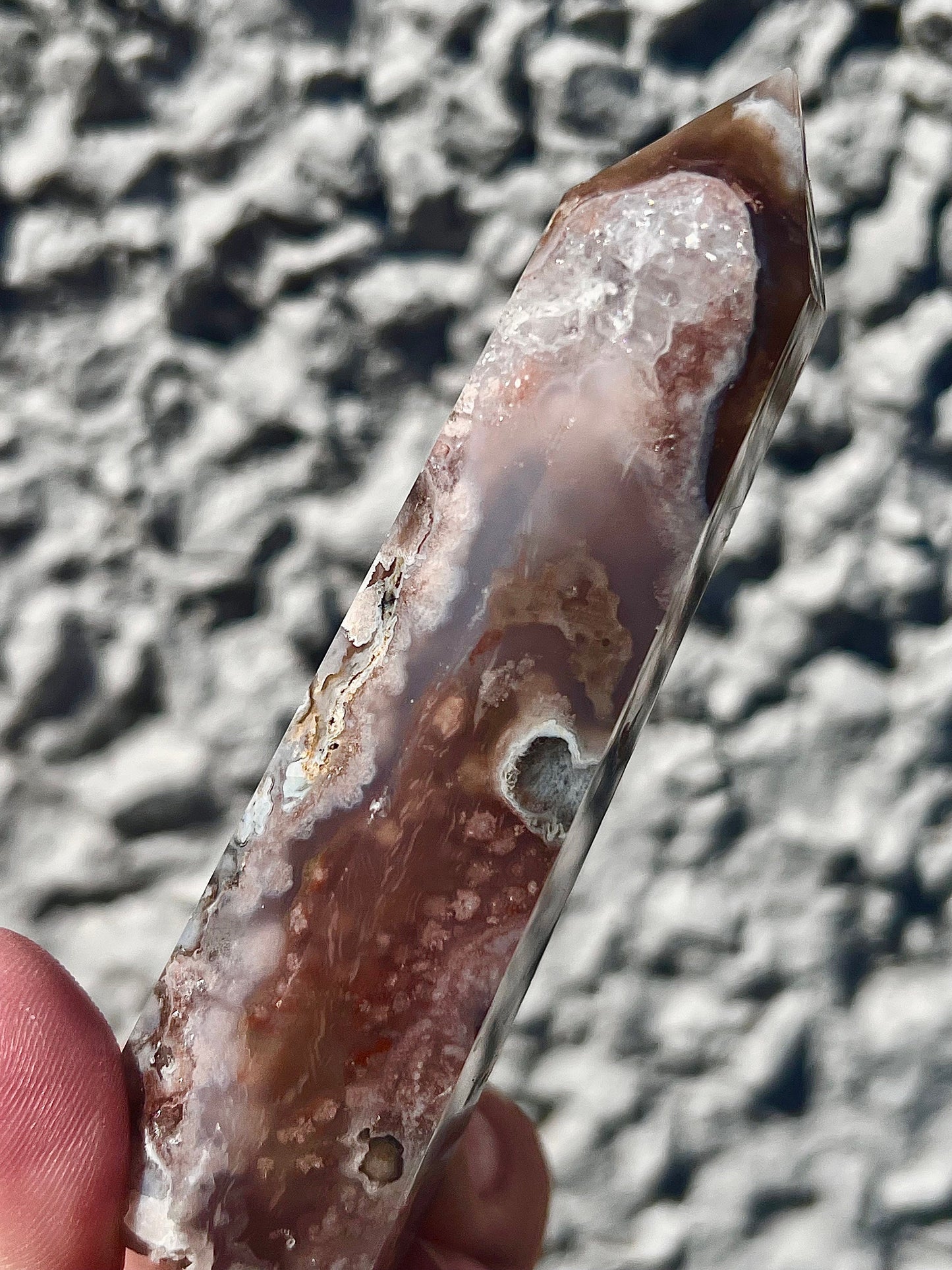 Black flower agate tower with pink amethyst