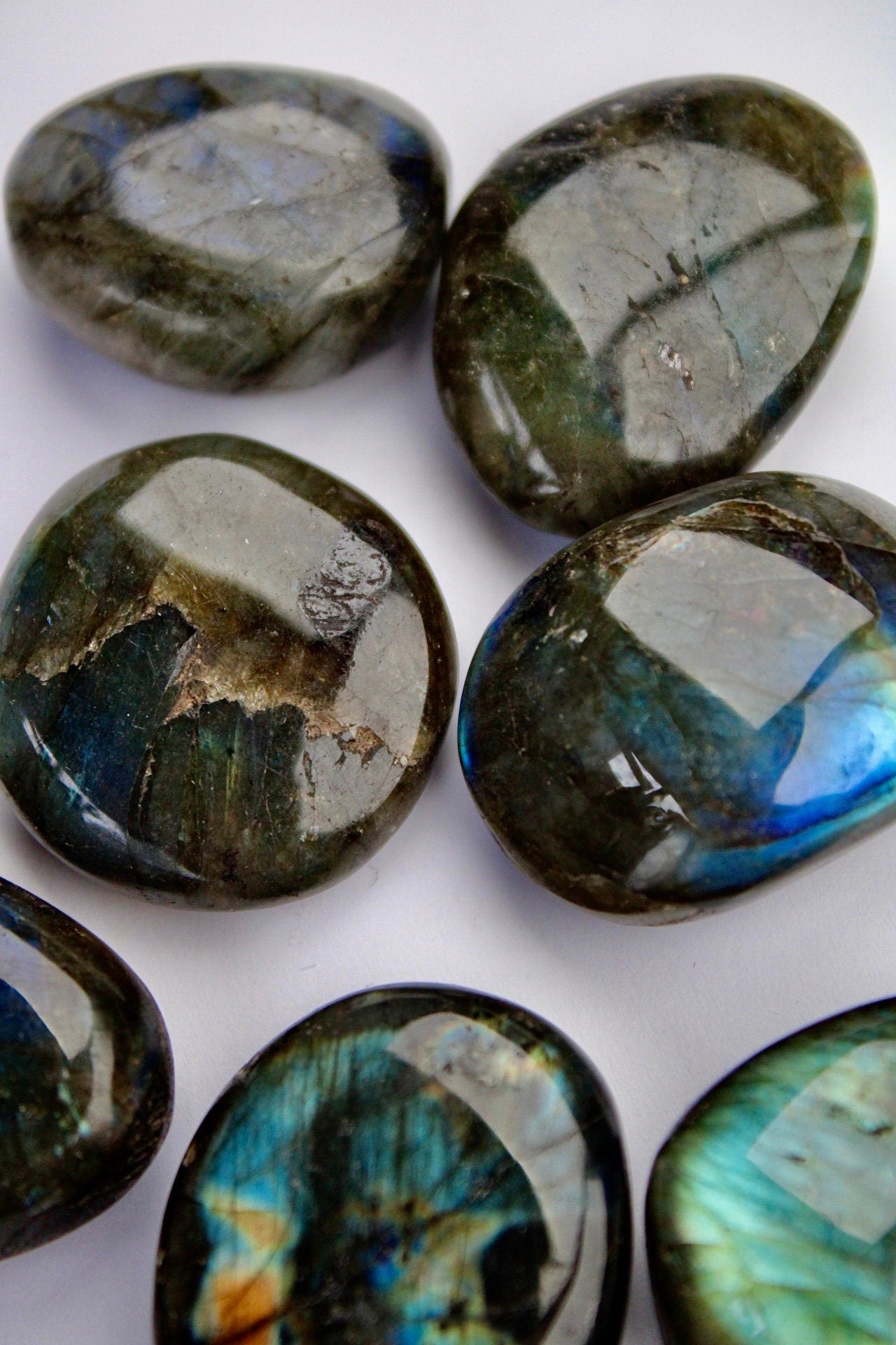 Flashy Labradorite tumble stone