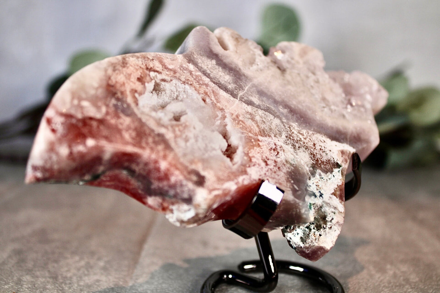 Stunning, high quality, multi coloured, pink amethyst bat carving 340g 15cm(W) 9cm(H)