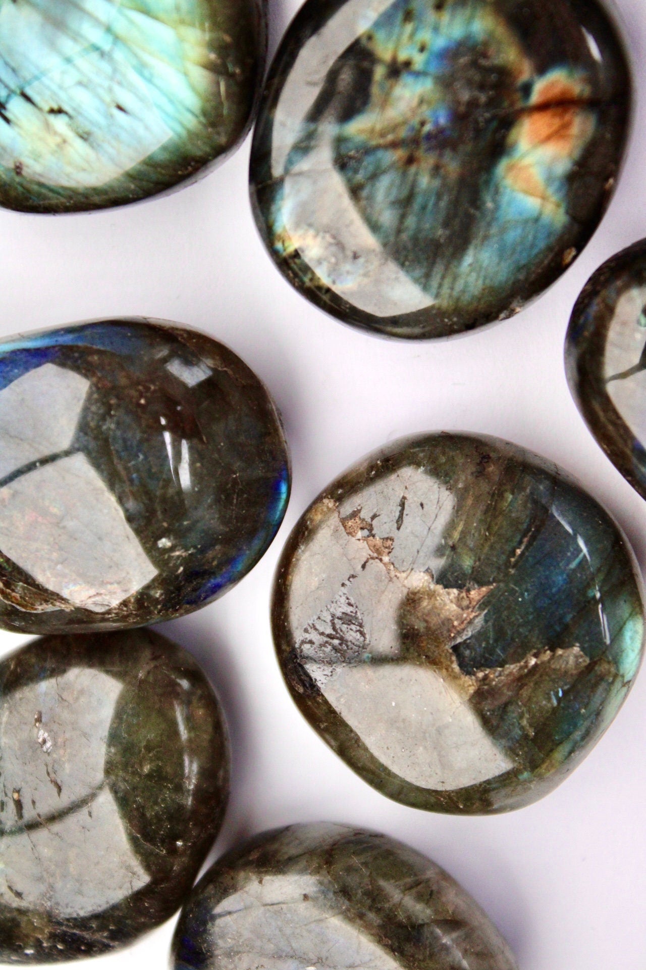 Flashy Labradorite tumble stone