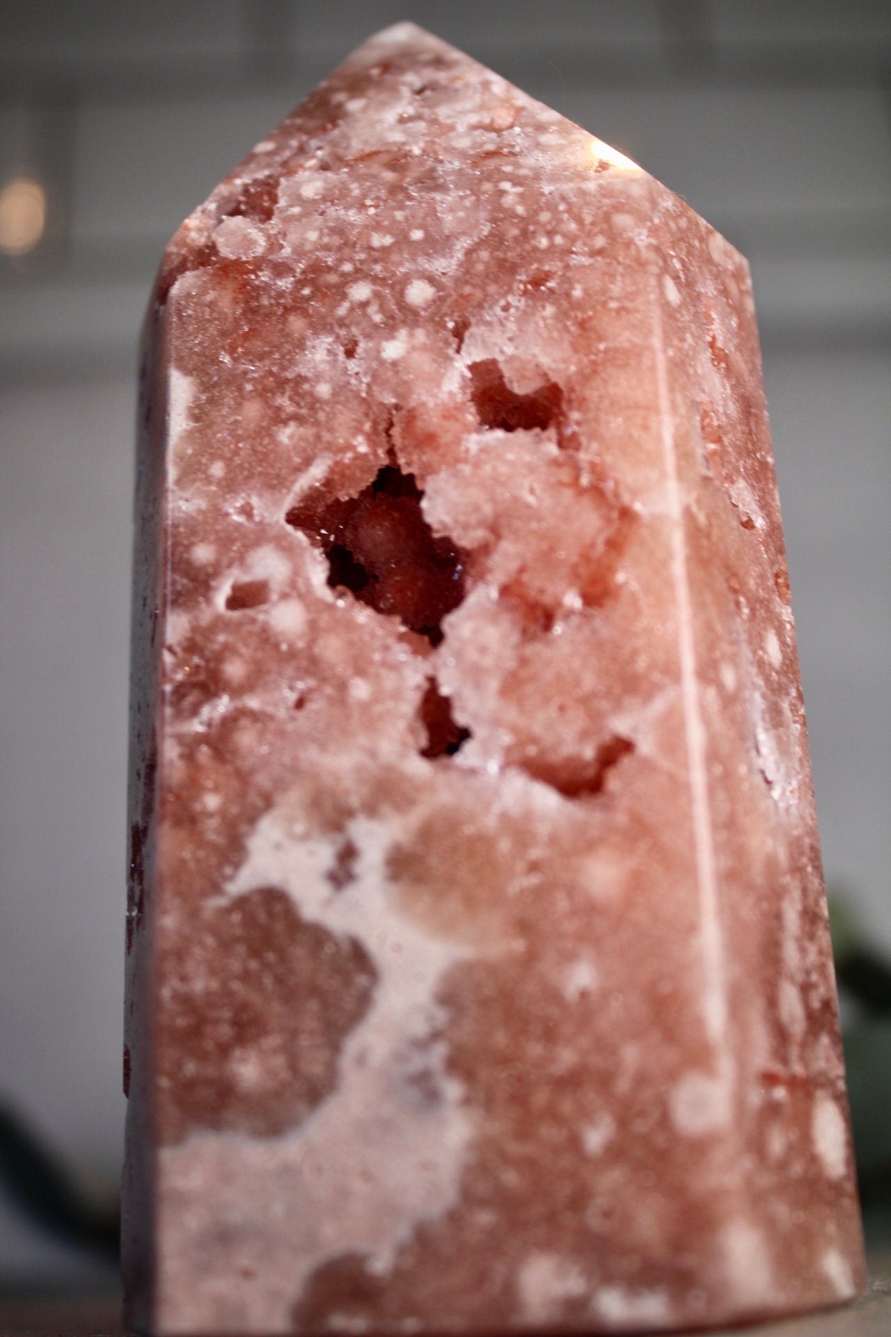 High quality, red, pink amethyst tower from Brazil 555G 13CM (H) 6CM (W)