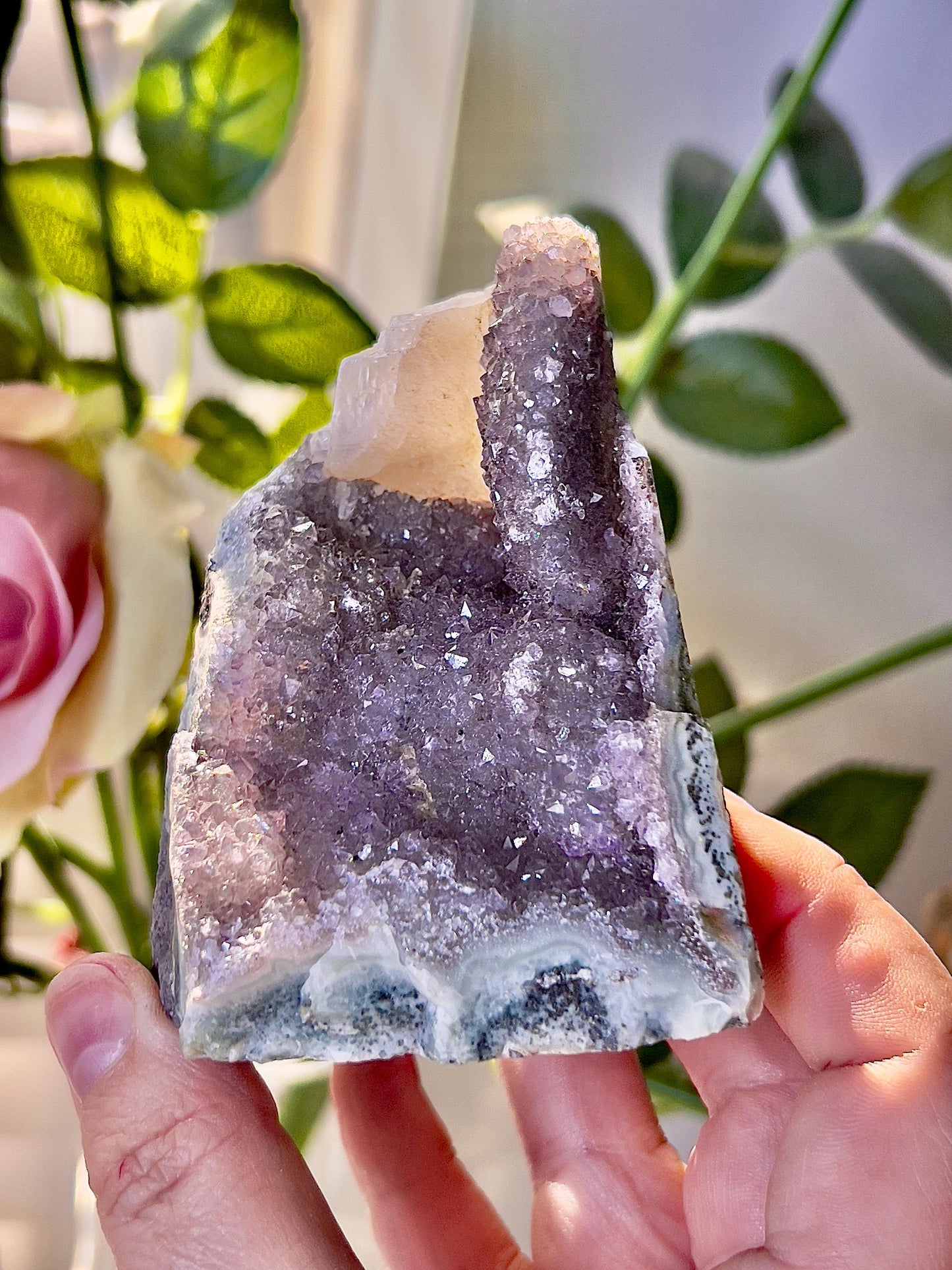 amethyst cutbase freeform with calcite 300g 9cm(h) 6cm(w)