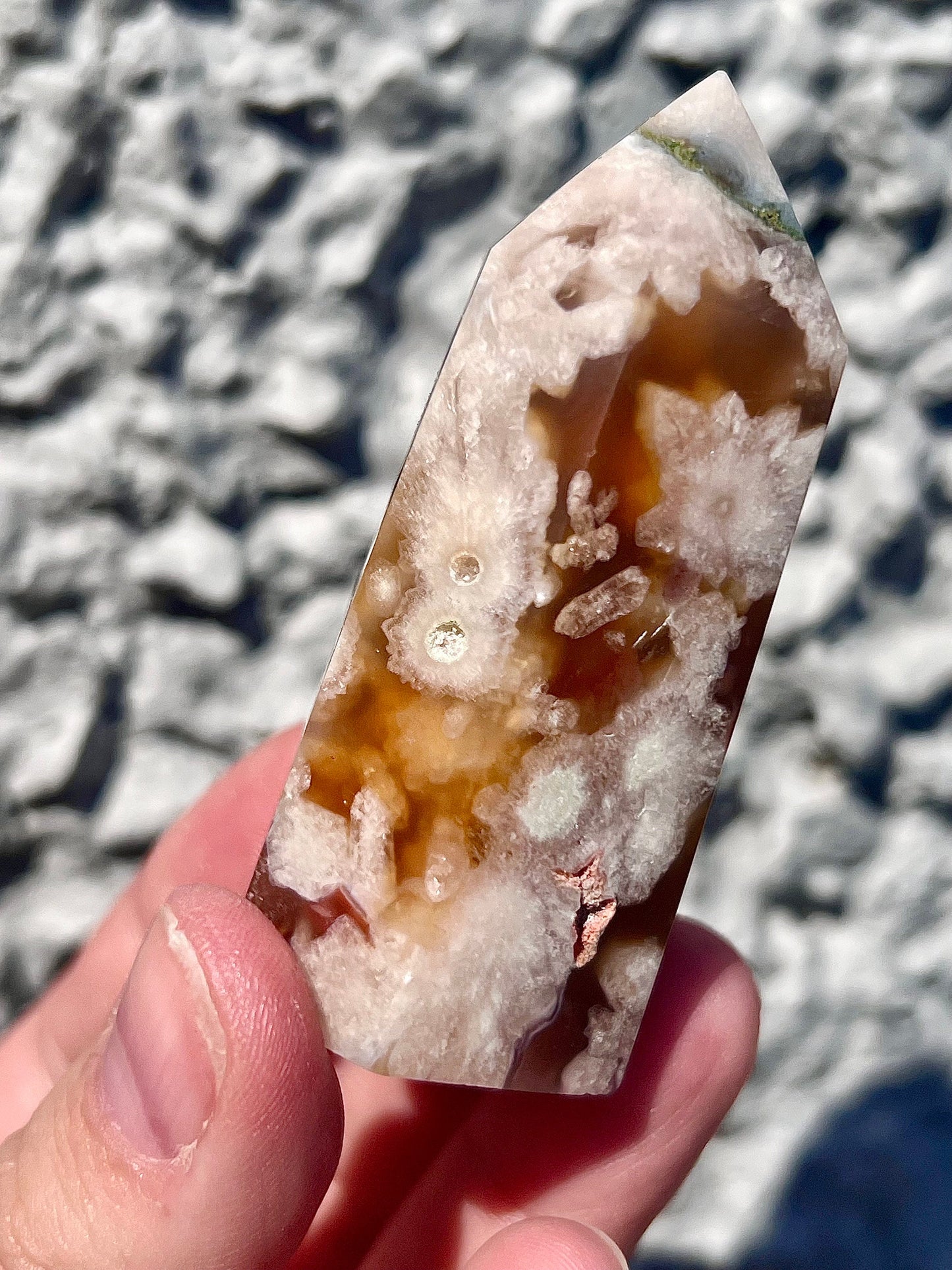 green flower agate tower