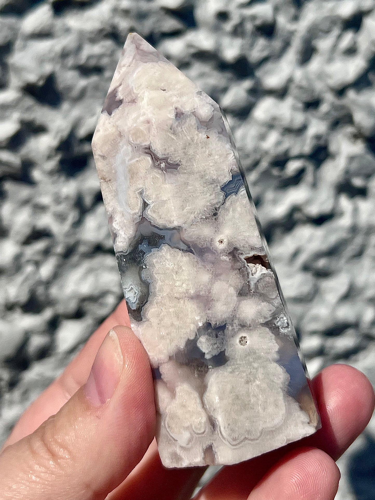 High grade Black, blue & pink flower agate tower