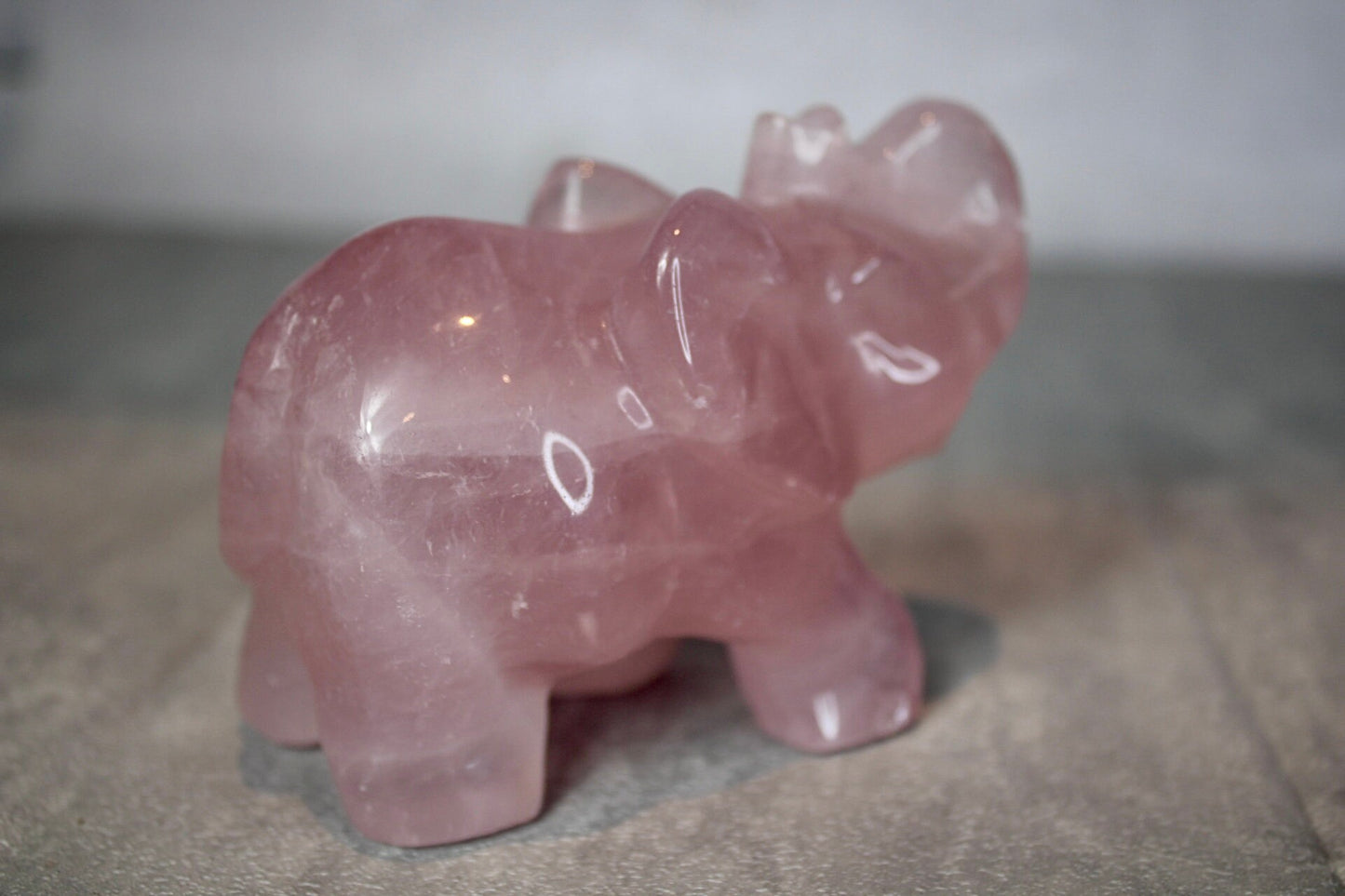 Starlight, rose quartz, elephant, carving 7.5cm (H) 10cm(L)