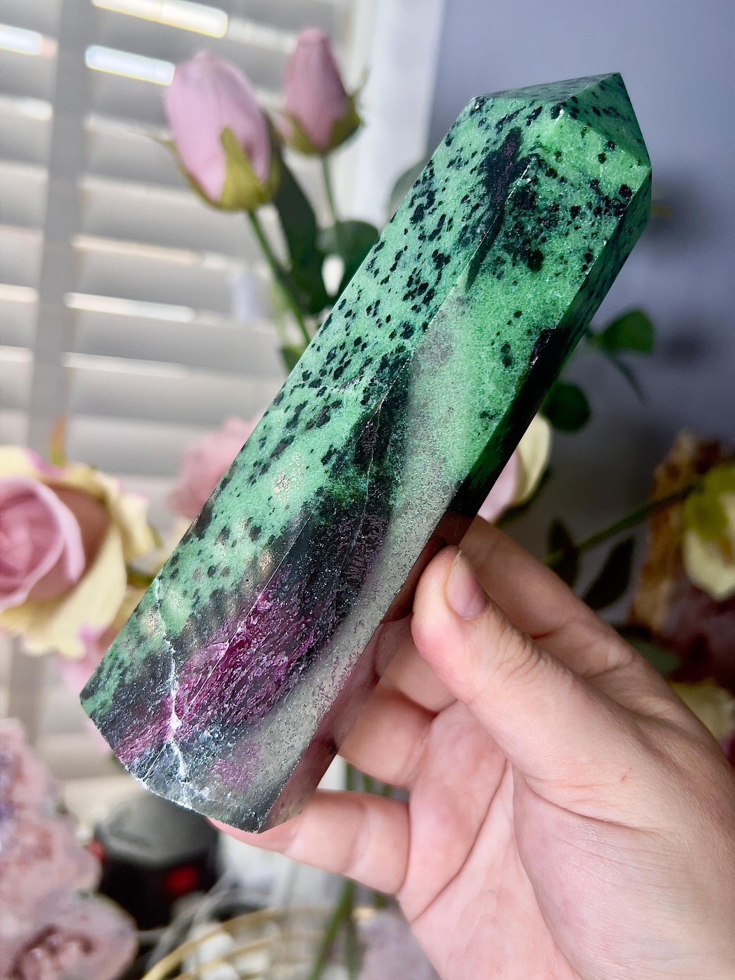 Large, high grade, ruby in zoisite tower 695g