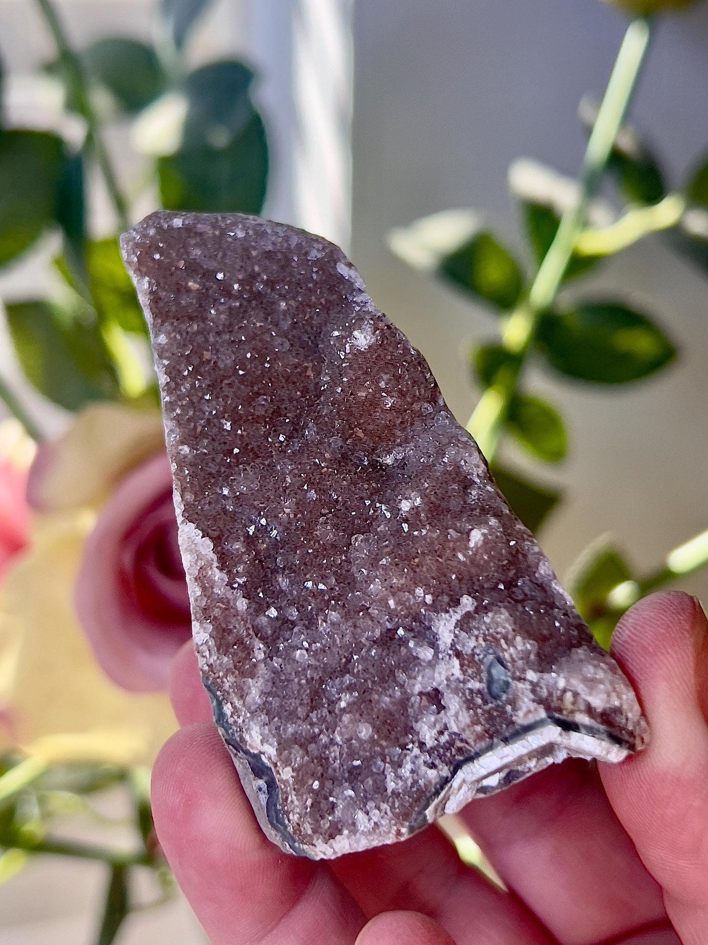 amethyst red toned cutbase freeform - 150g 7.5cm(h) 4cm(w)