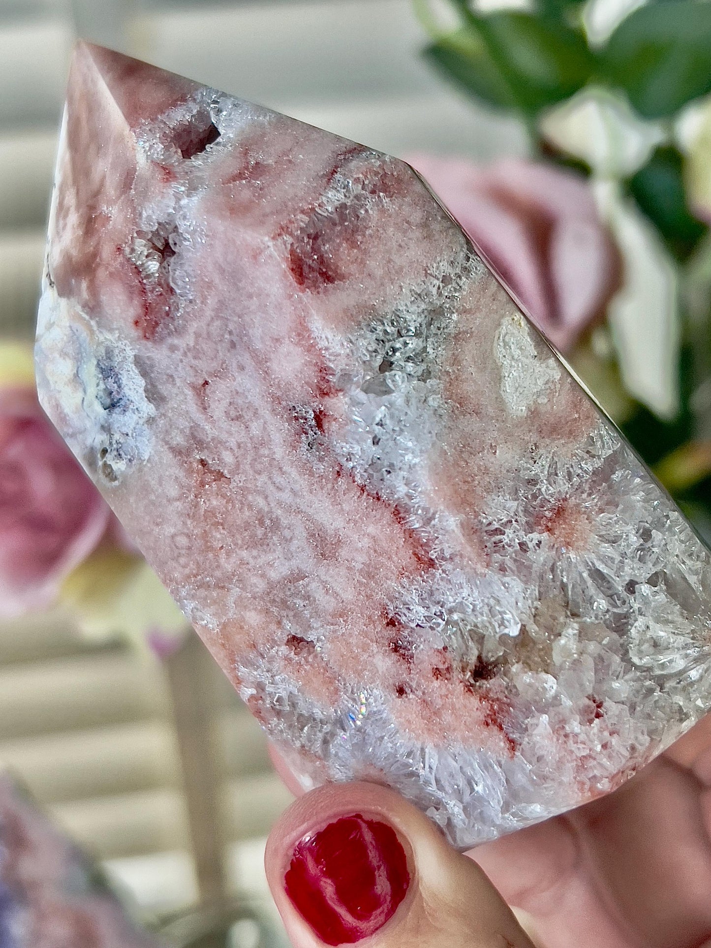High quality, druzy, peach toned, pink amethyst tower with quartz 360g 10cm(h) 5.5cm(w)
