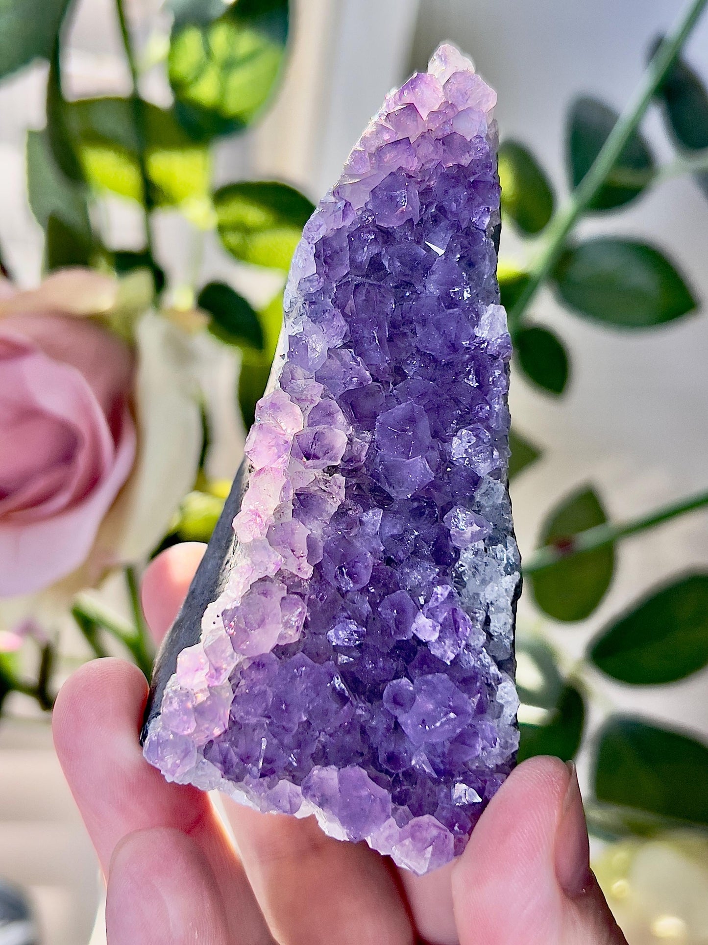 amethyst cutbase freeform 230g 9cm(h) 6cm(w)