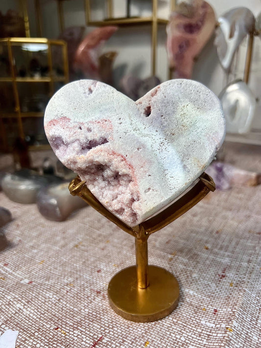 Cute, baby pink amethyst heart on stand with super sugary druze