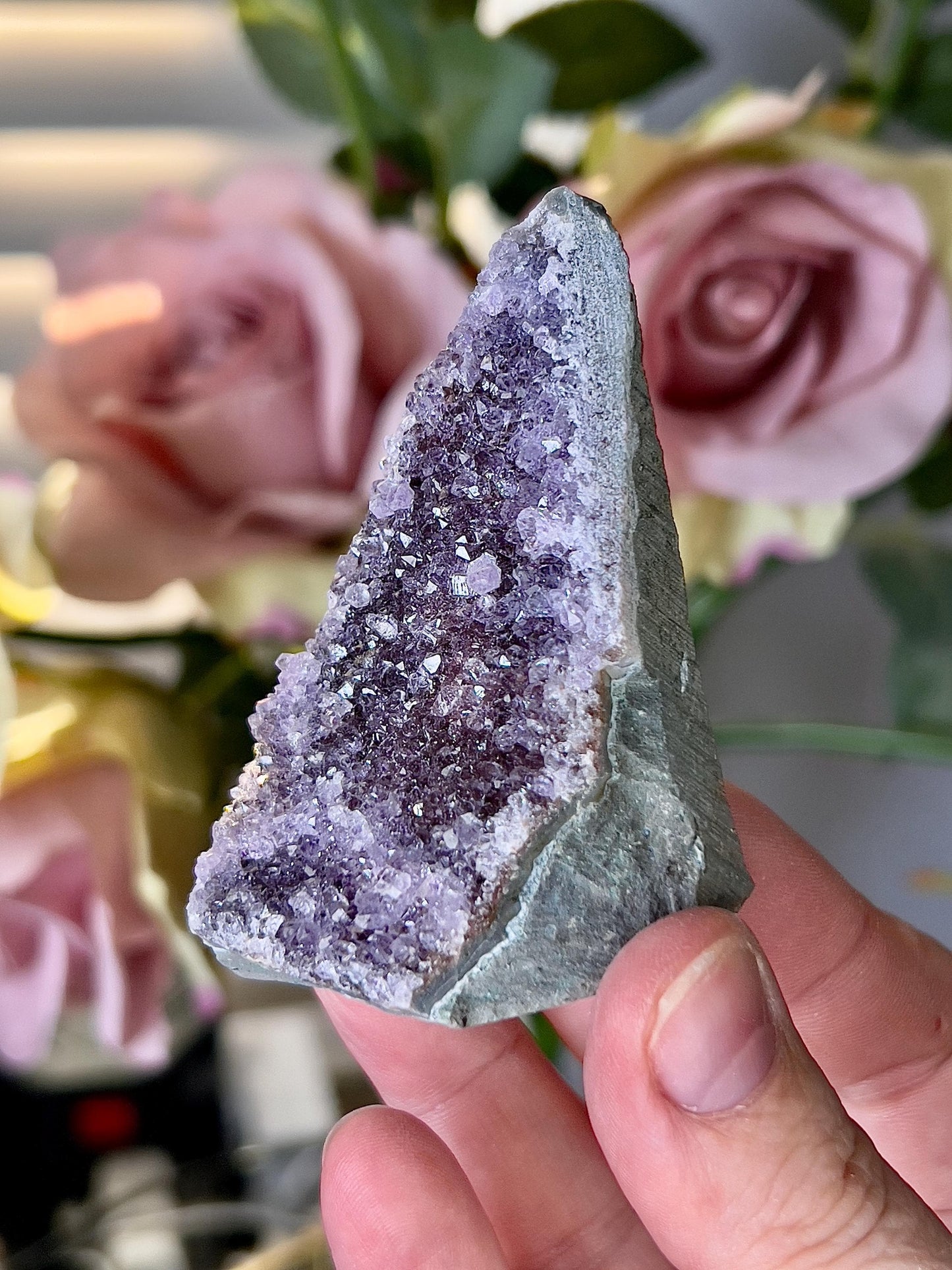 amethyst cutbase freeform - 90g 7cm(h) 5cm(w)