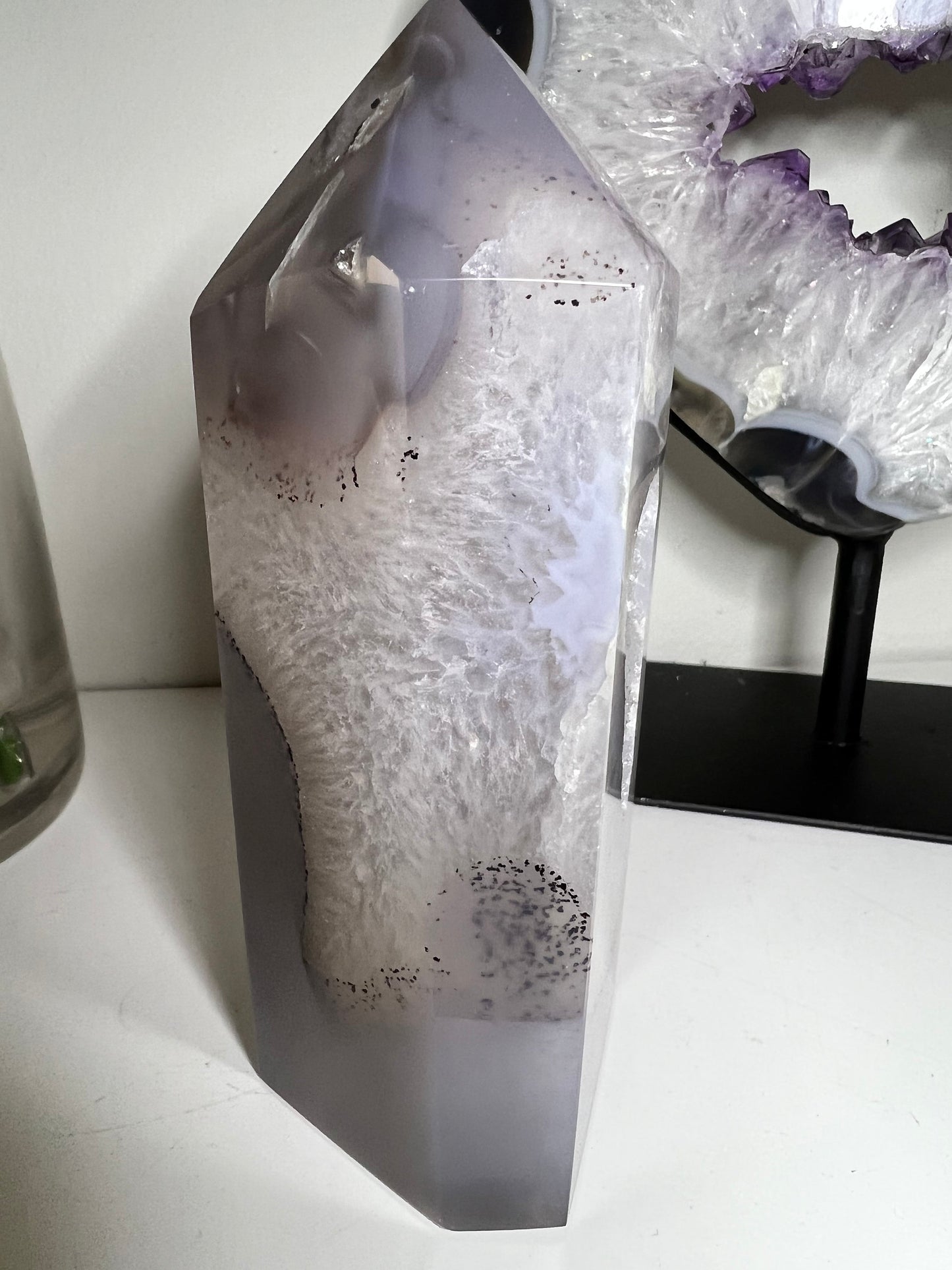 Super quality Brazilian agate tower 683g