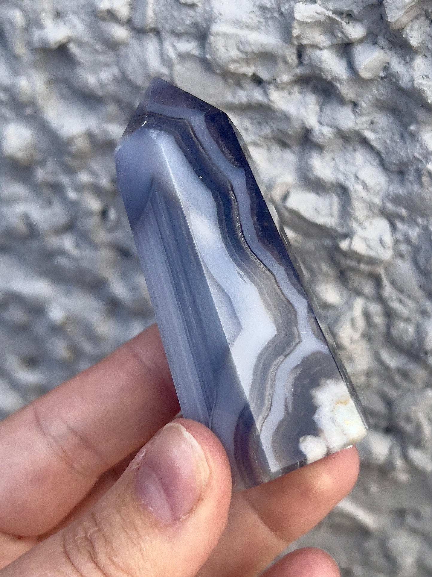 black & blue flower agate tower