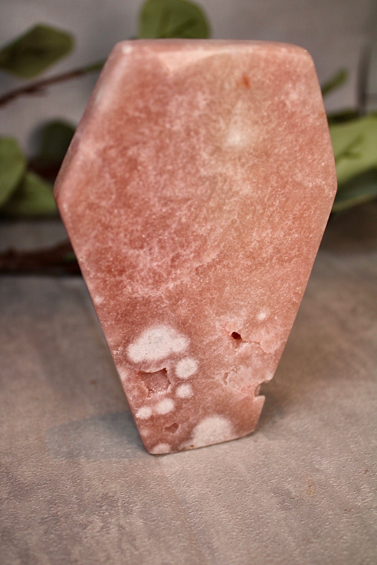 Freestanding, peach toned, high quality, pink amethyst, coffin carving 295g 12.5cm(H) 8cm(W)