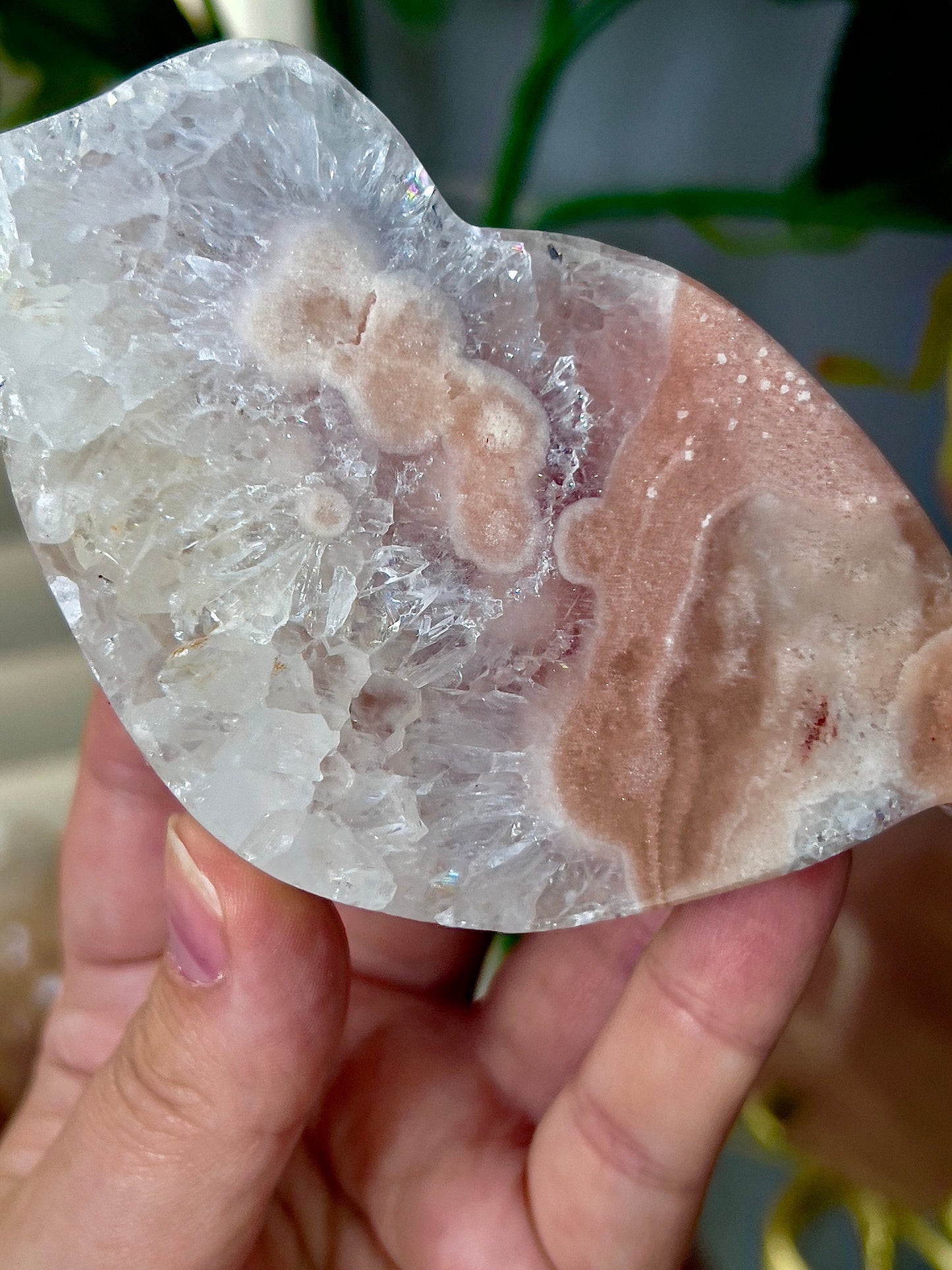 High grade pink amethyst, bird carving with high clarity quartz