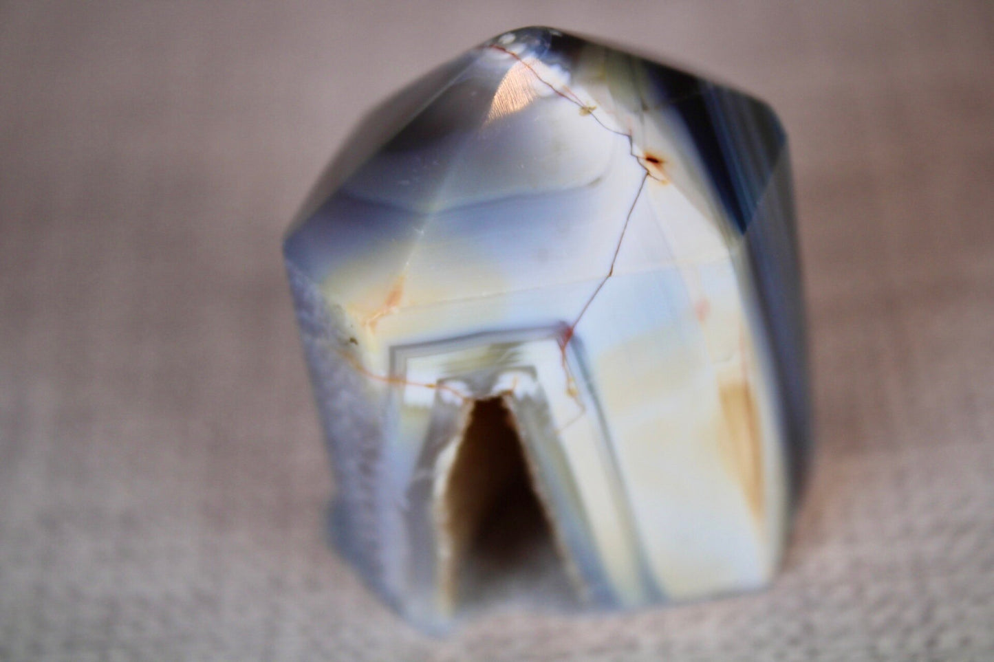 Banded brazilian druzy agate tower