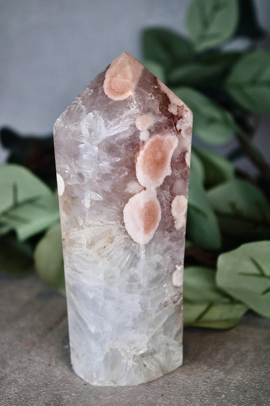 Pink amethyst with quartz tower 645g 13.5cm(H) 5.5cm(W)