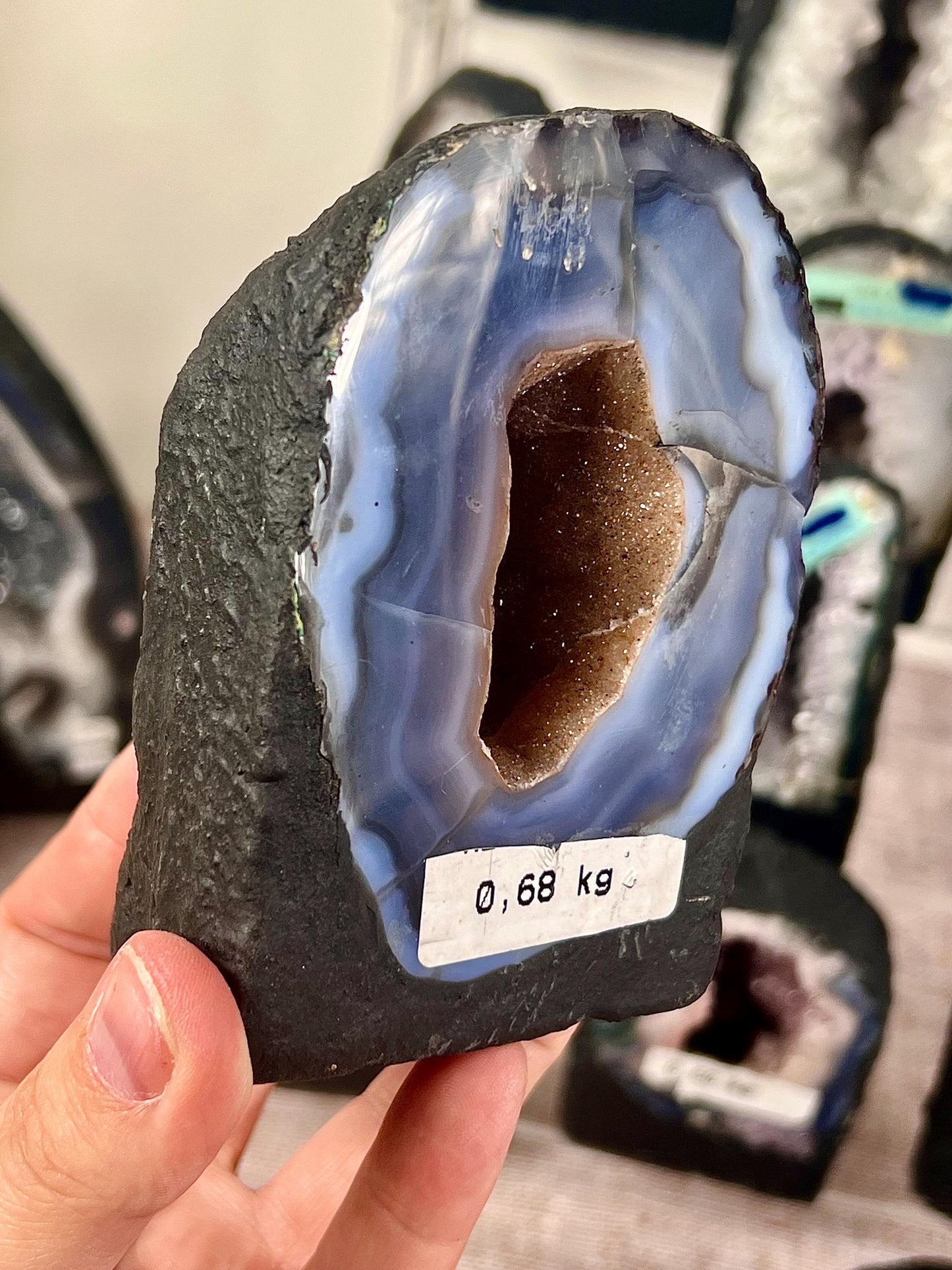 Beautiful, small,blue agate cathedral with peach sugar druzy 680g