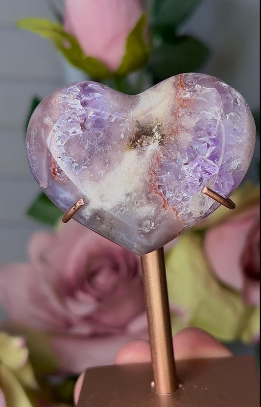 Cute, mini, pink amethyst heart on stand purple quartz & red hematite lining 74g with stand