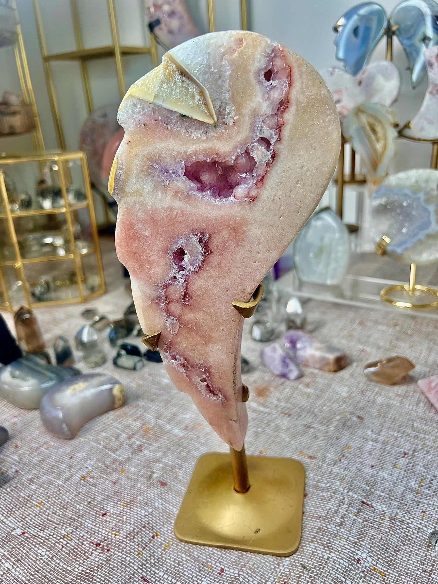 High quality, Pink amethyst wing on stand