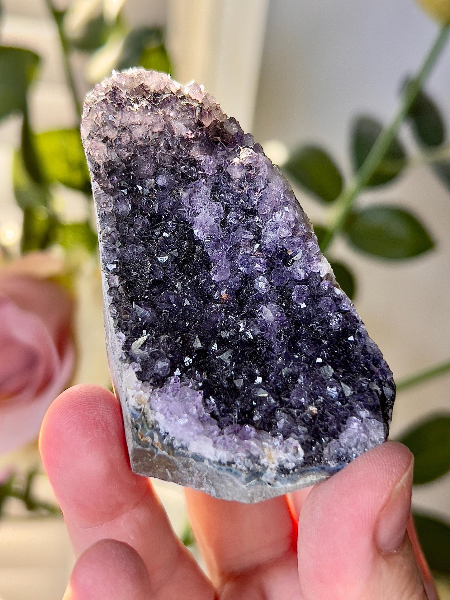 amethyst cutbase freeform 125g 5cm(h) 6cm(w)