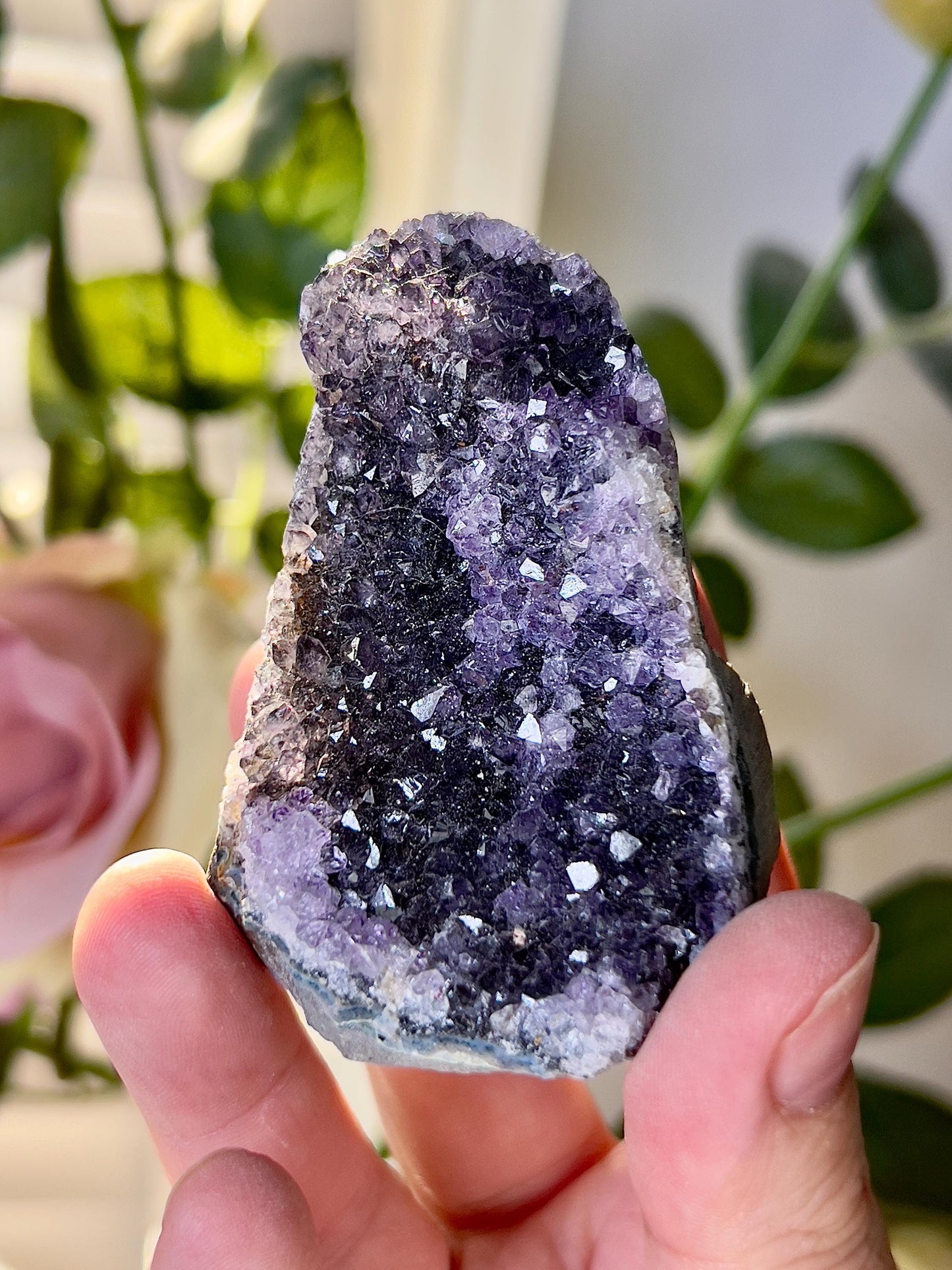 amethyst cutbase freeform 125g 5cm(h) 6cm(w)