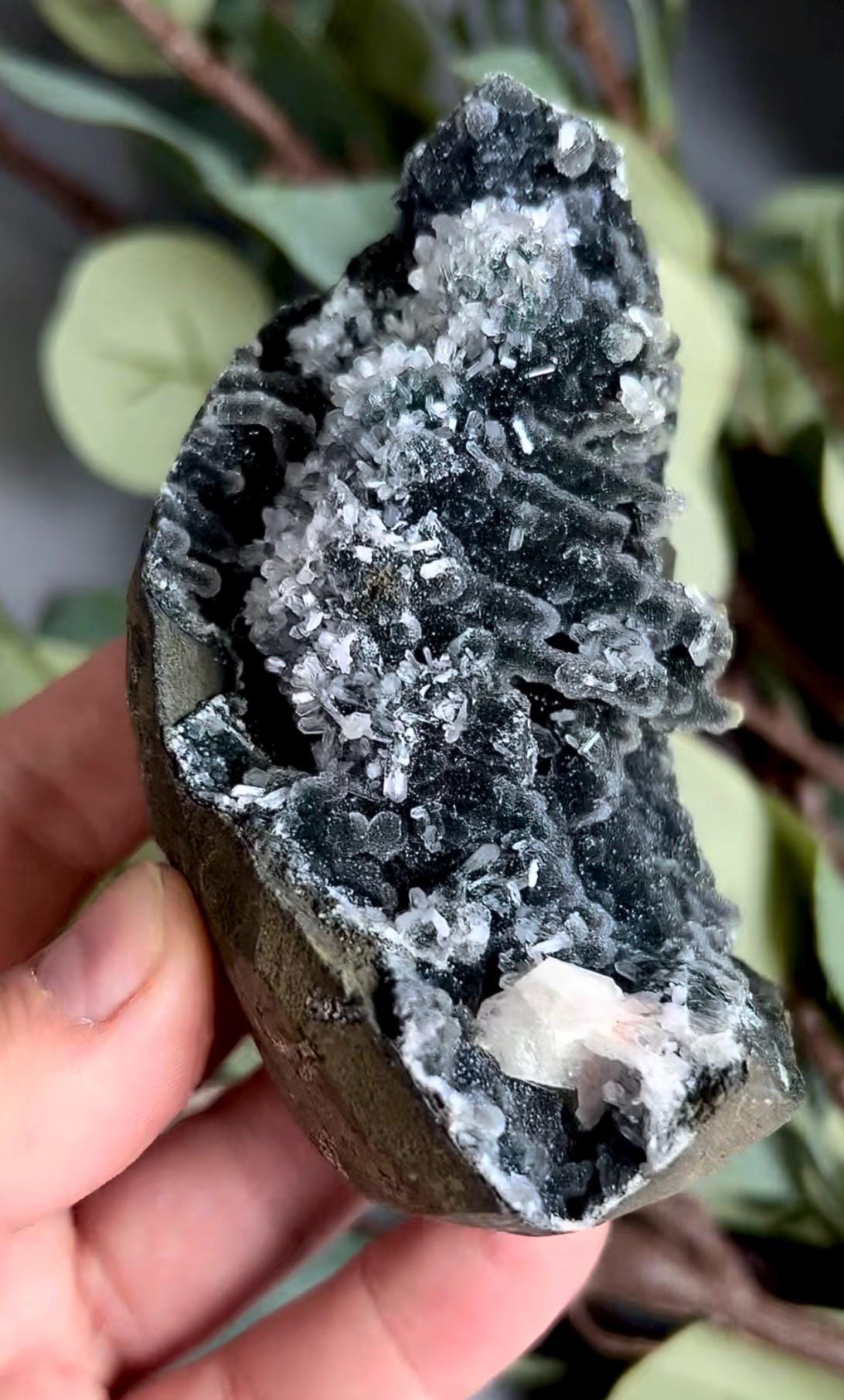 Black, bubble chalcedony, apophyllite