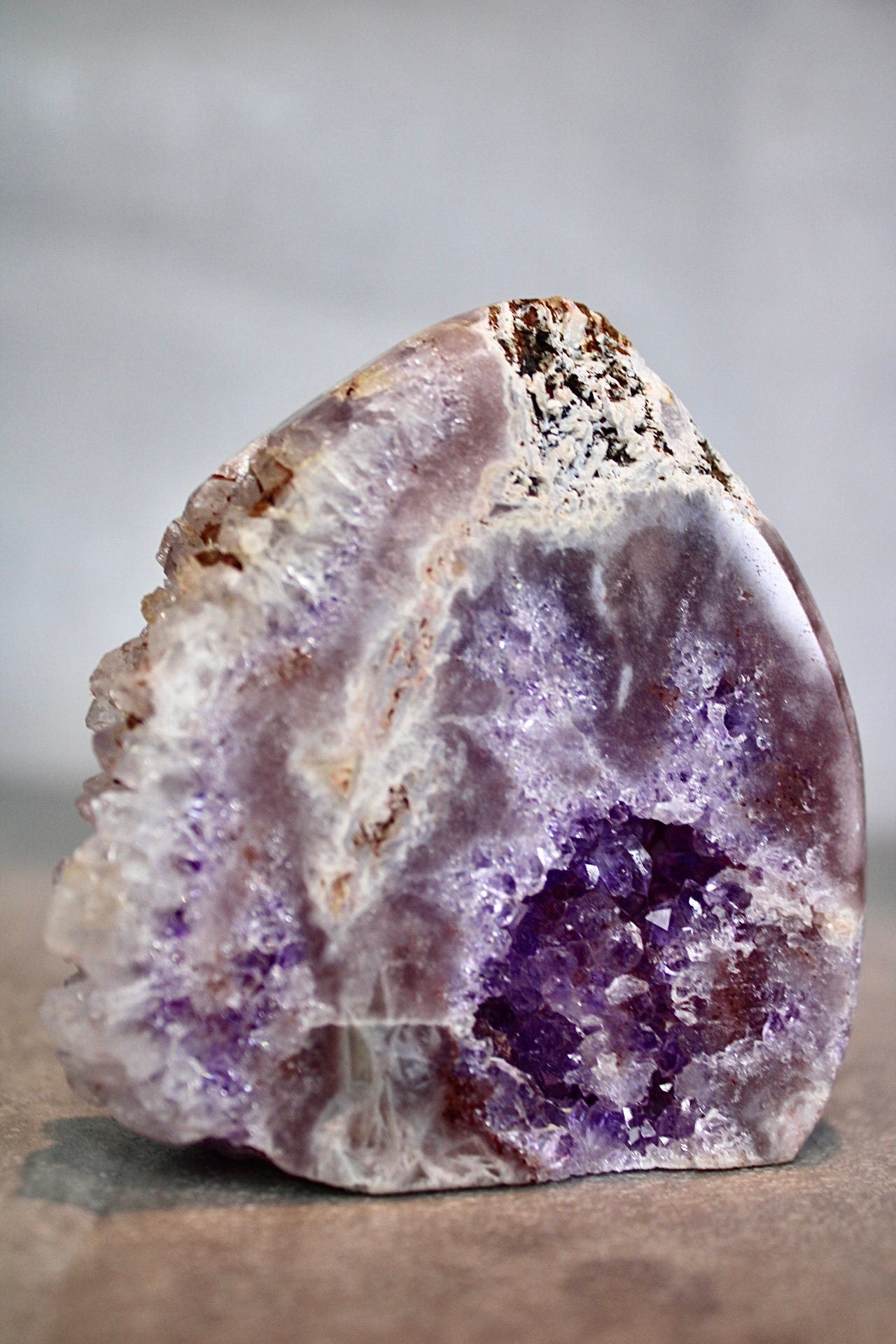 Extra high quality, purple, pink amethyst flame with quartz from brazil 220g 8cm (h) 8cm (w)
