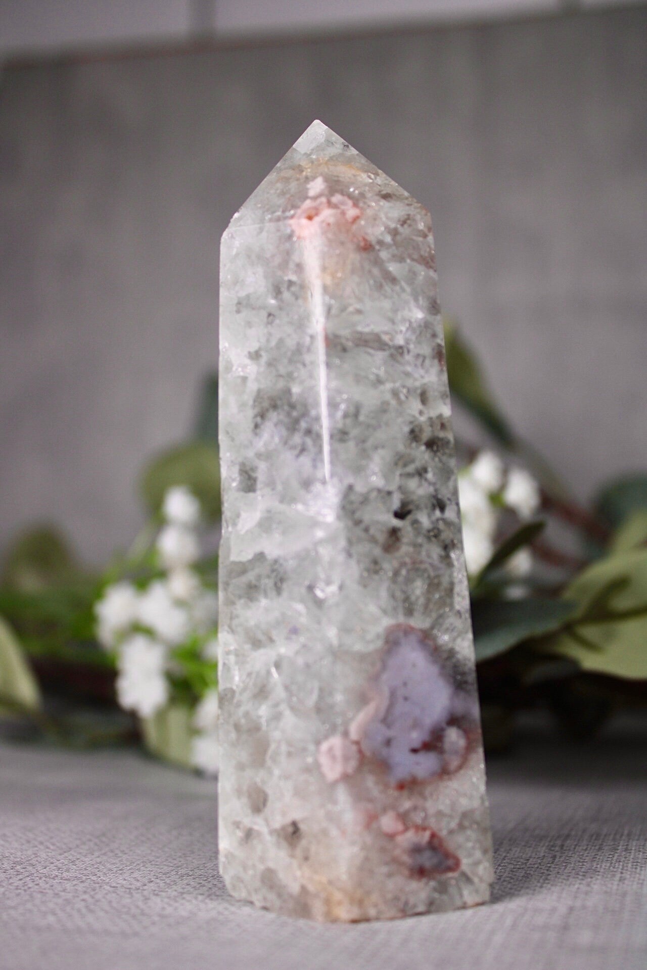 Green, Chlorite quartz, flower agate tower 325g 12cm (H) 4.5cm (W)