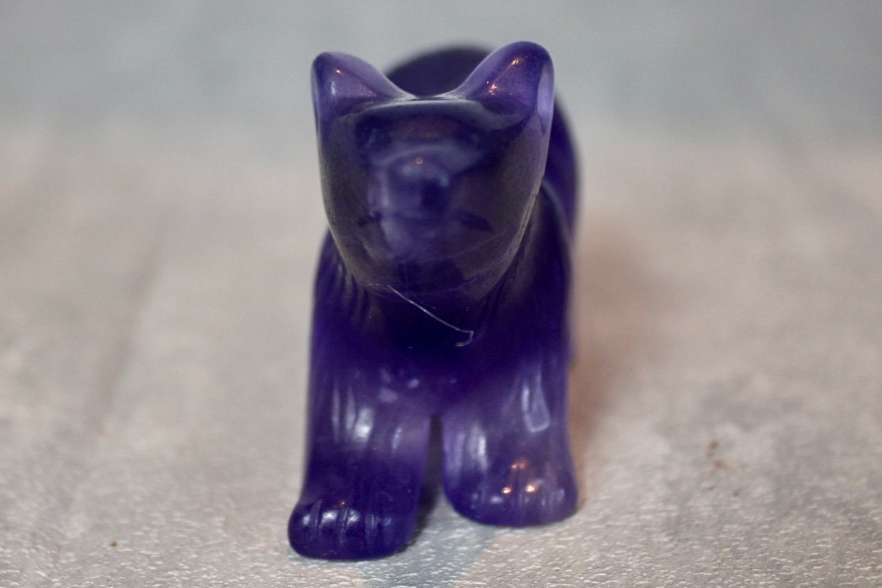 Purple, fluorite, bear carving 4.5cm (h)  7cm (L)