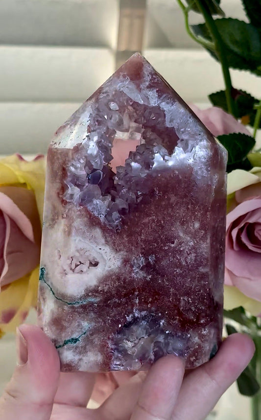 Incredible, High grade, deep pink amethyst tower with purple quartz and flower formation, portal 573g