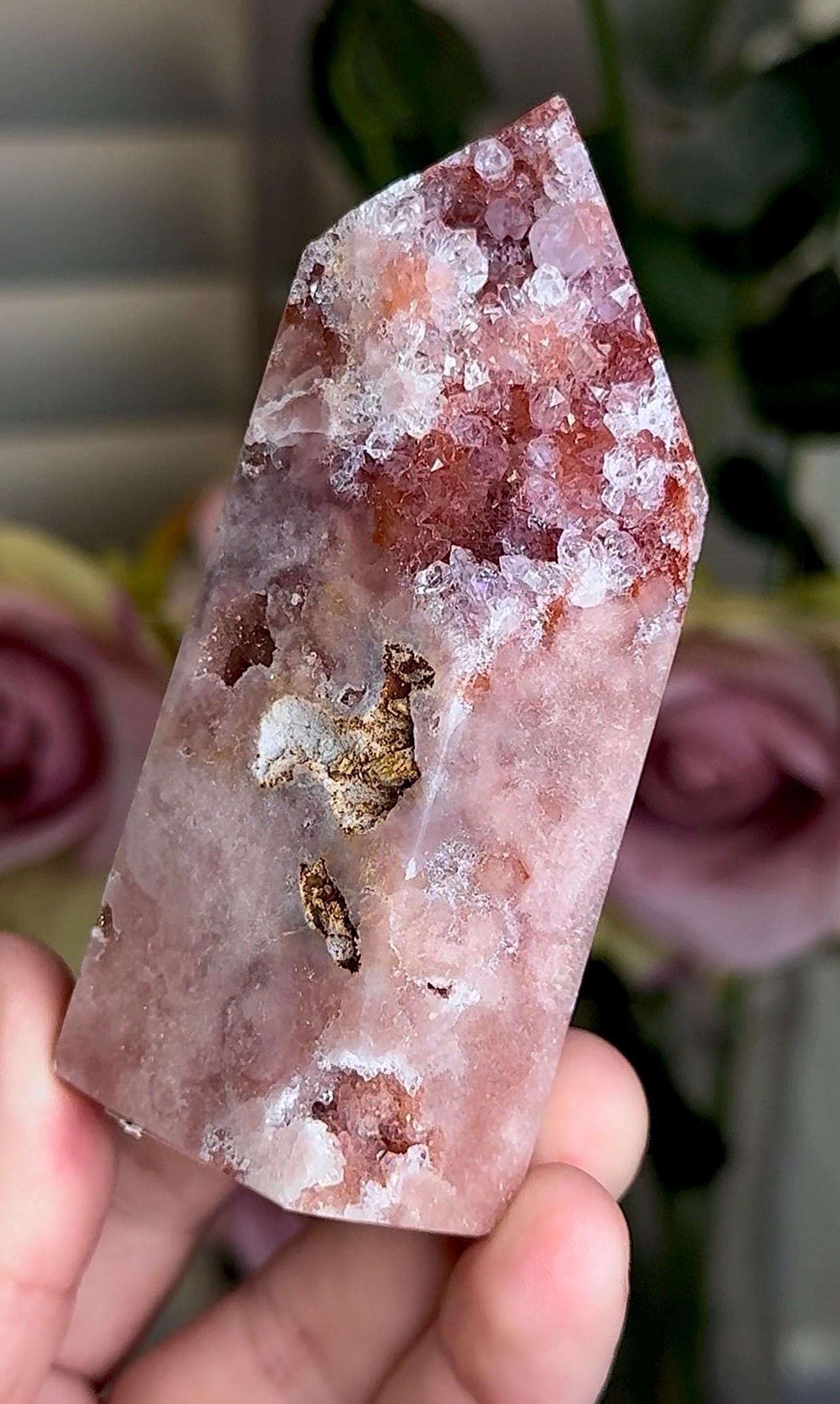 Incredible, High grade, pink amethyst tower with pink and red tones 196g