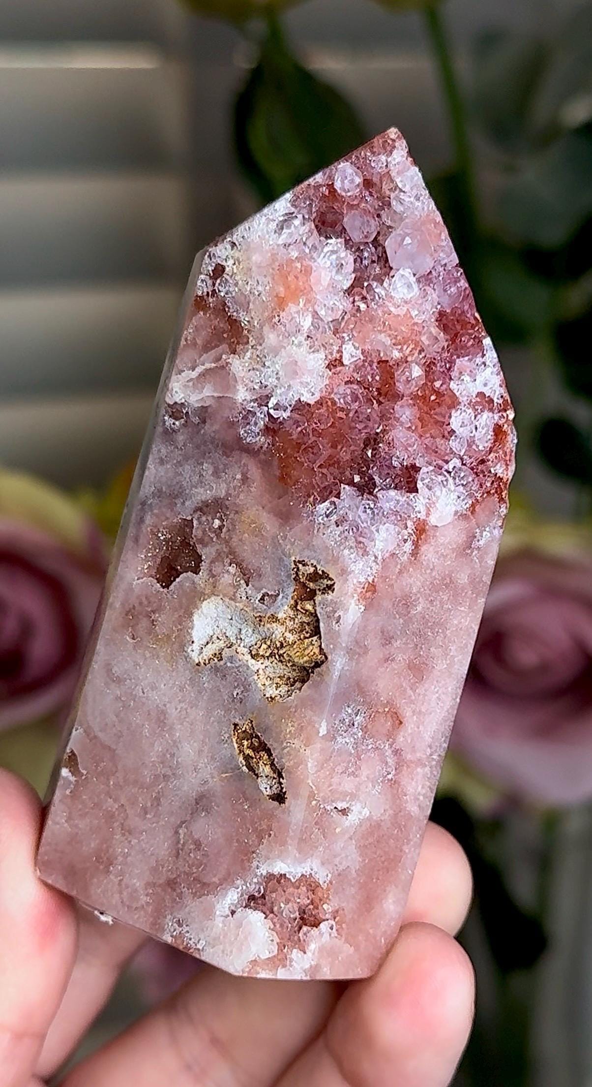 Incredible, High grade, pink amethyst tower with pink and red tones 196g