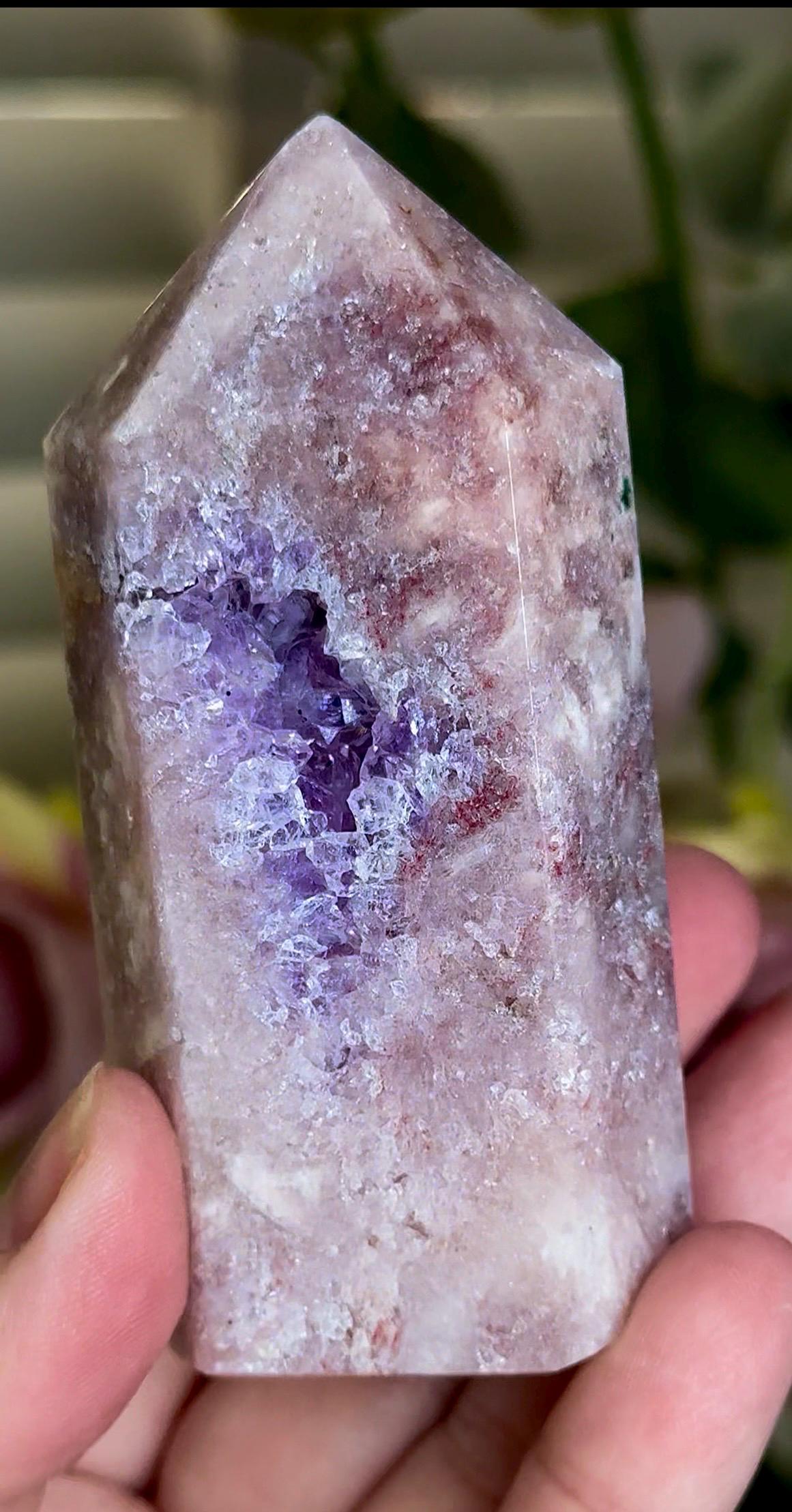 Incredible, High grade, pink amethyst tower with gorgeous purple quartz 173g