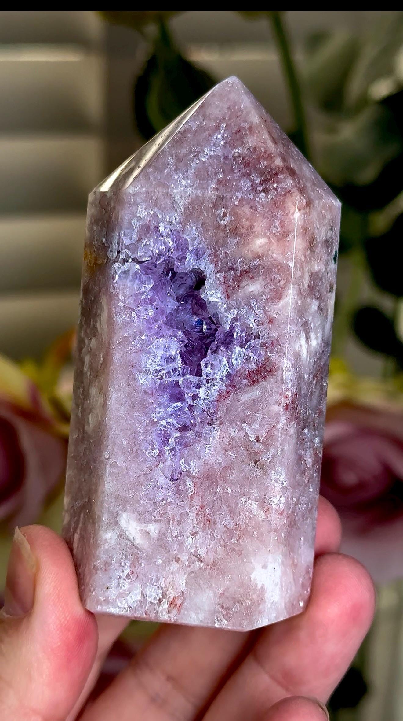 Incredible, High grade, pink amethyst tower with gorgeous purple quartz 173g