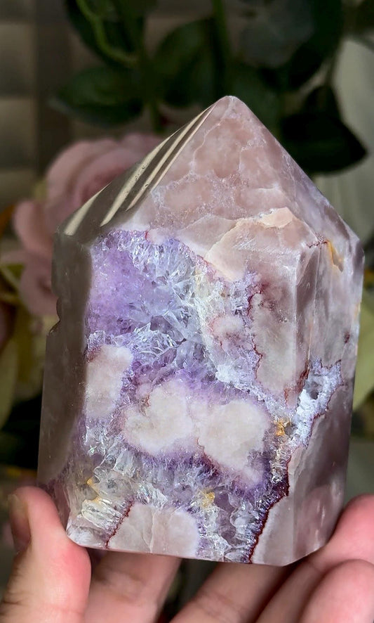 Incredible, High grade, pink amethyst tower with purple quartz 505g