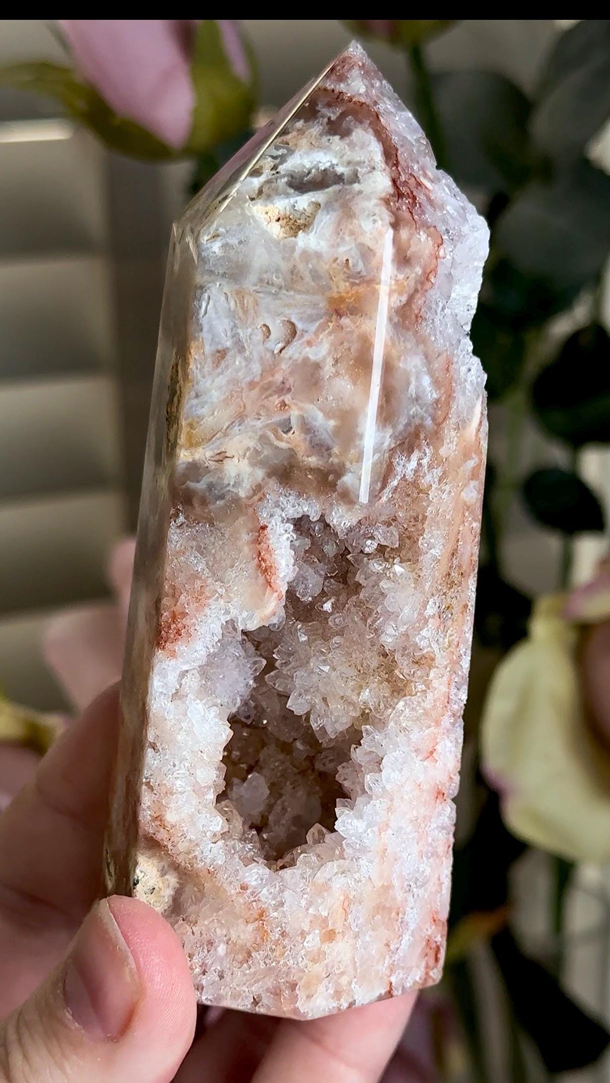 pink amethyst tower in peach tone with chunky quartz 312g 11.5cm by 5cm