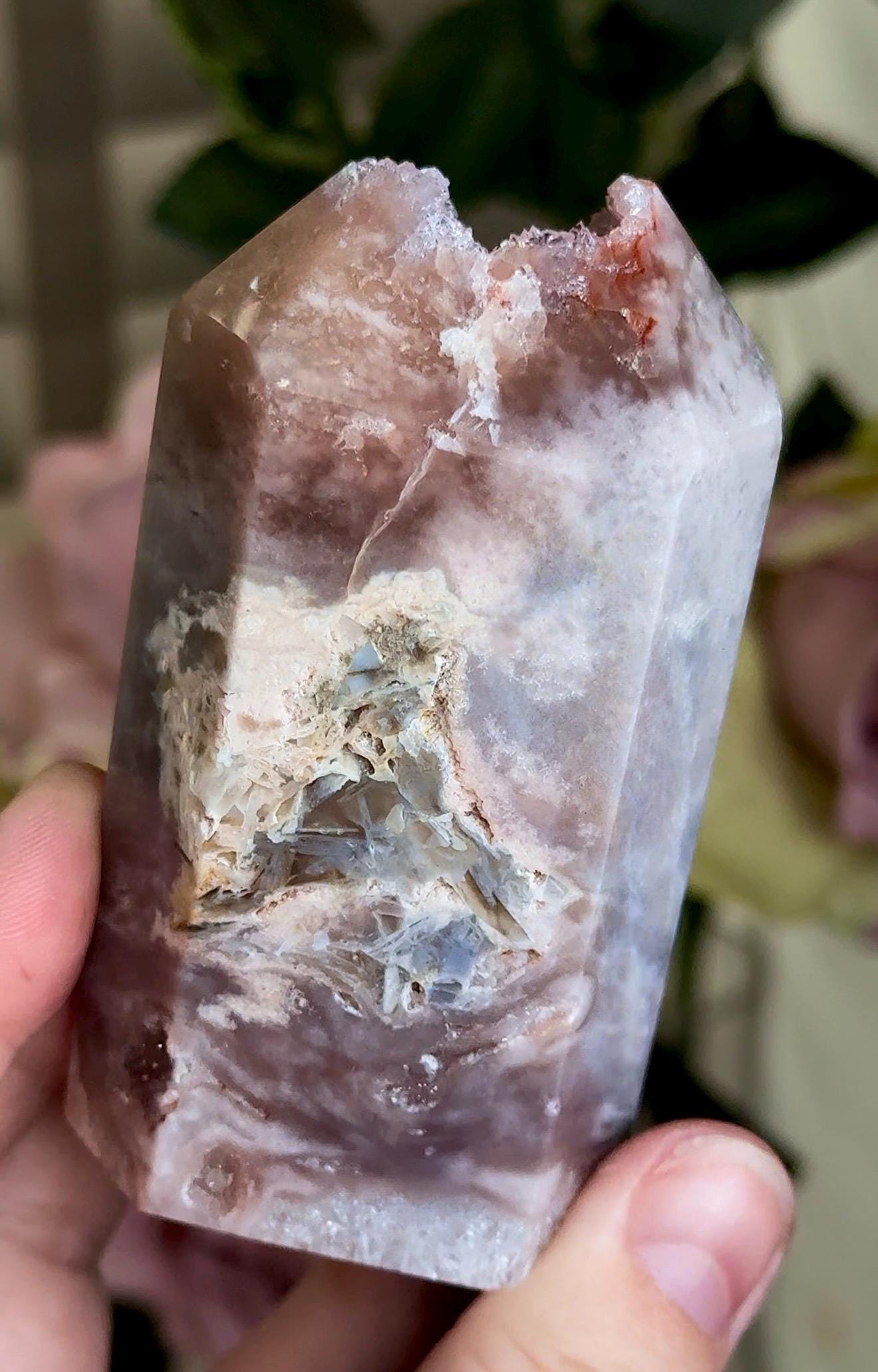 Incredible, High grade, pink amethyst tower with druzy quartz top 232g 8.8cm