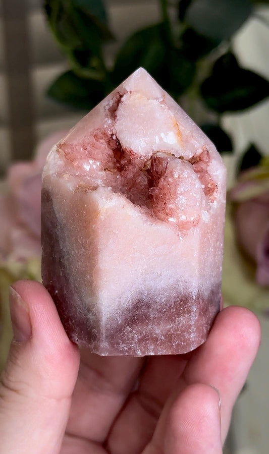 Incredible, High grade, pink amethyst, chonky tower with incredible bubble formation in pink & red tones 153g 7cm