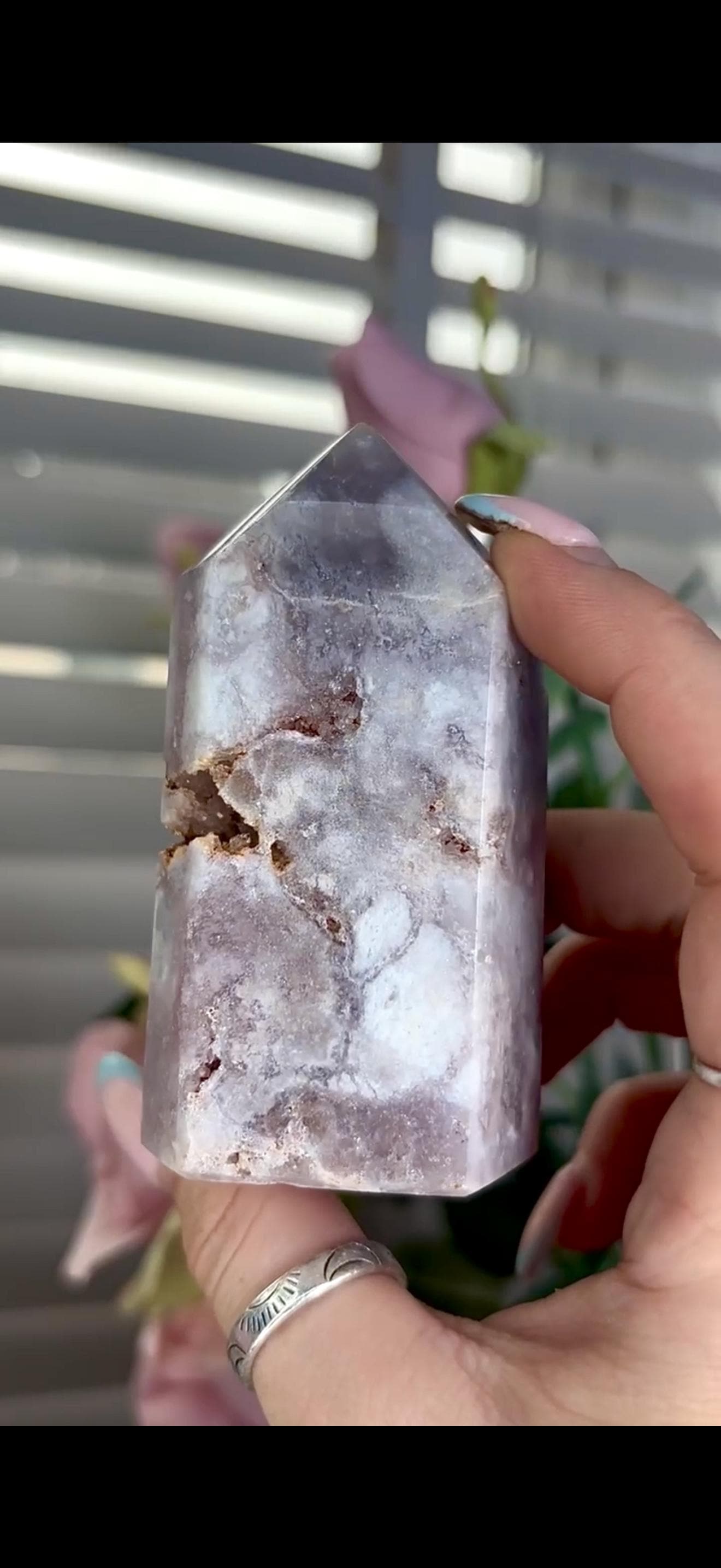 Incredible, pink amethyst tower greyish tones with sugar Druze 203g 8.6cm by 4.5cm