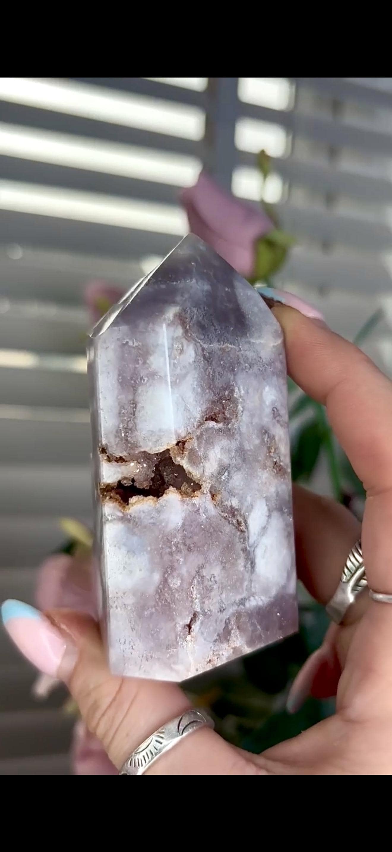 Incredible, pink amethyst tower greyish tones with sugar Druze 203g 8.6cm by 4.5cm