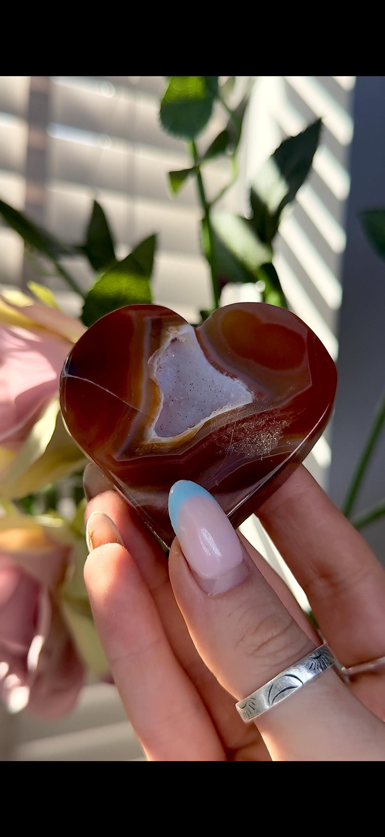 Carnelian heart with banding & Druze