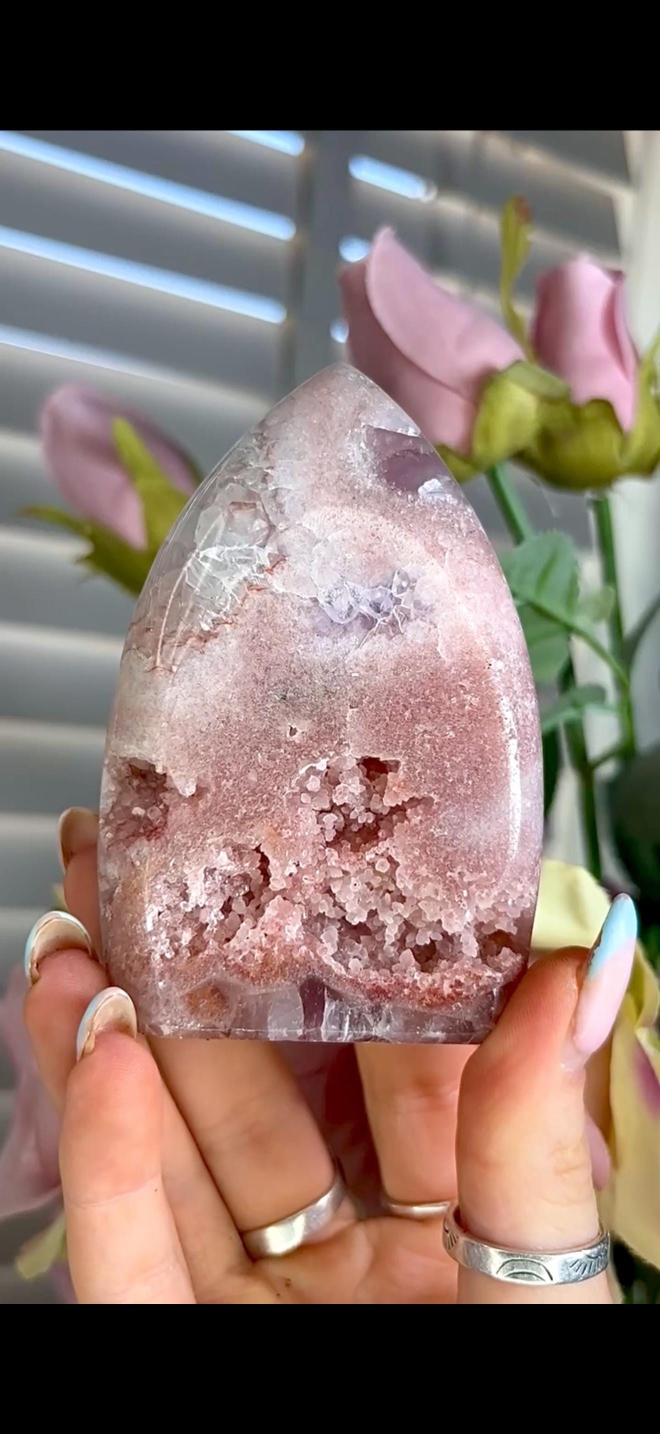 High grade, pink amethyst flame with druzy & quartz inclusions 225g