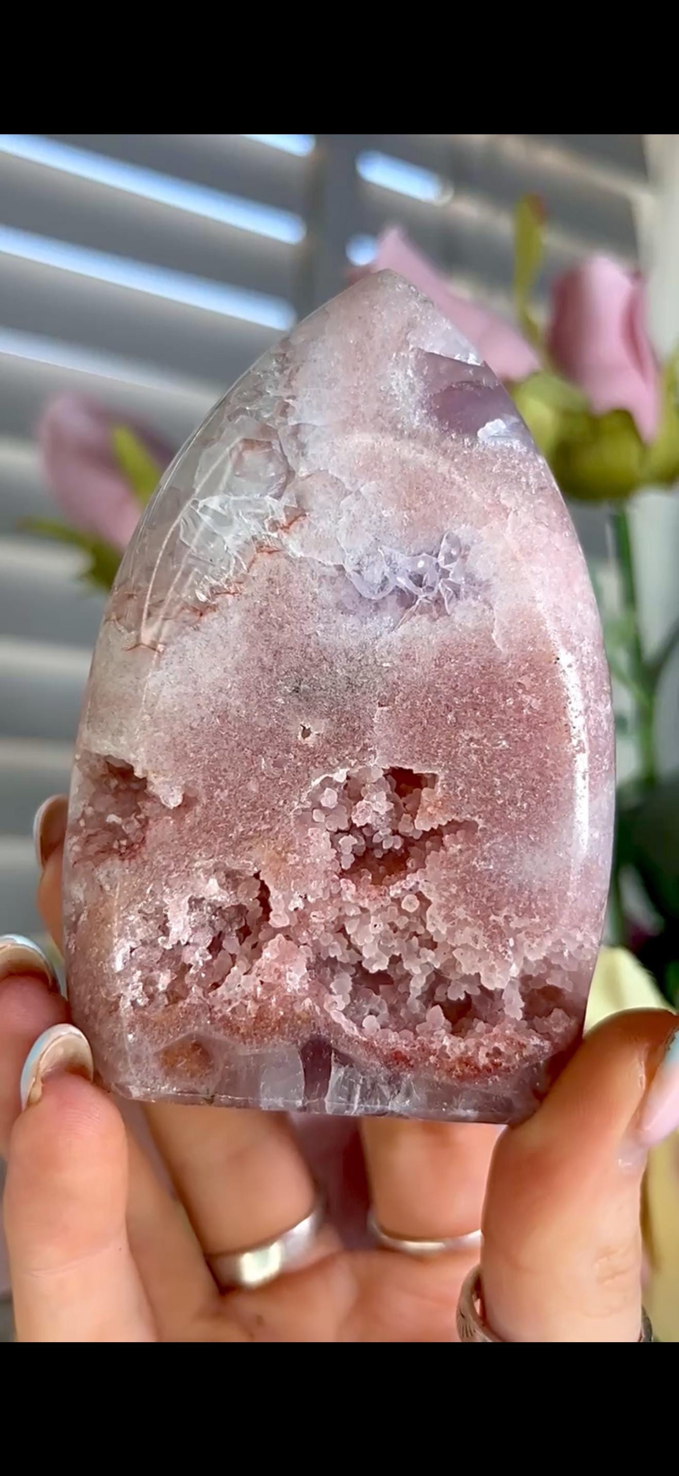 High grade, pink amethyst flame with druzy & quartz inclusions 225g