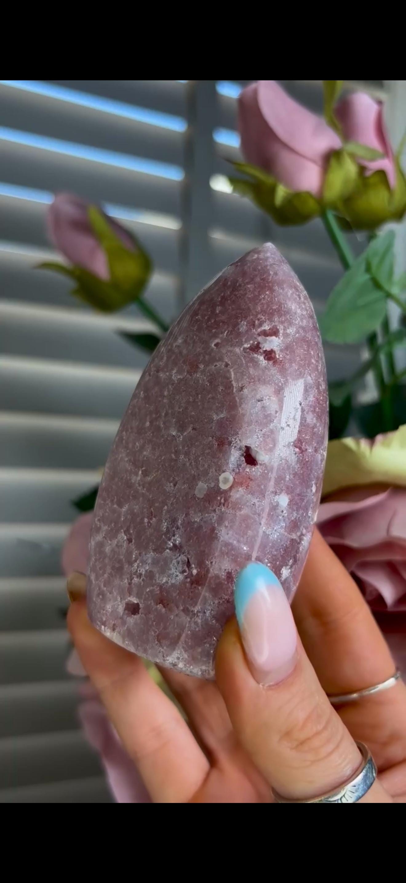 High grade, perfect pink amethyst flame 289g