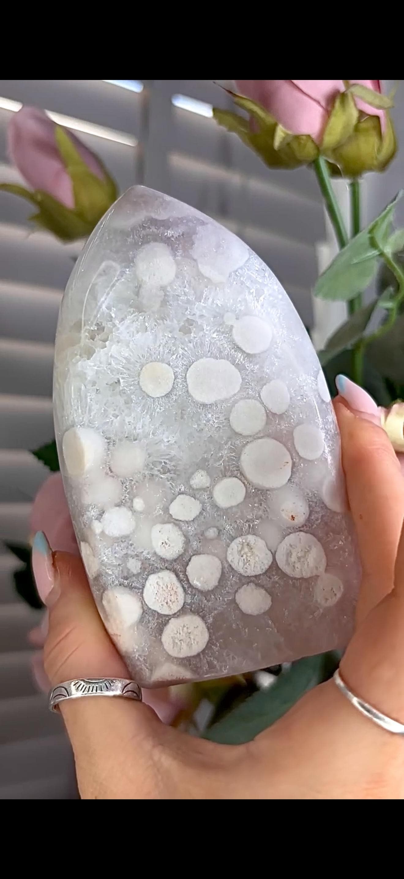 High grade, baby pink amethyst flame with incredible quartz orbs & druzy 467g