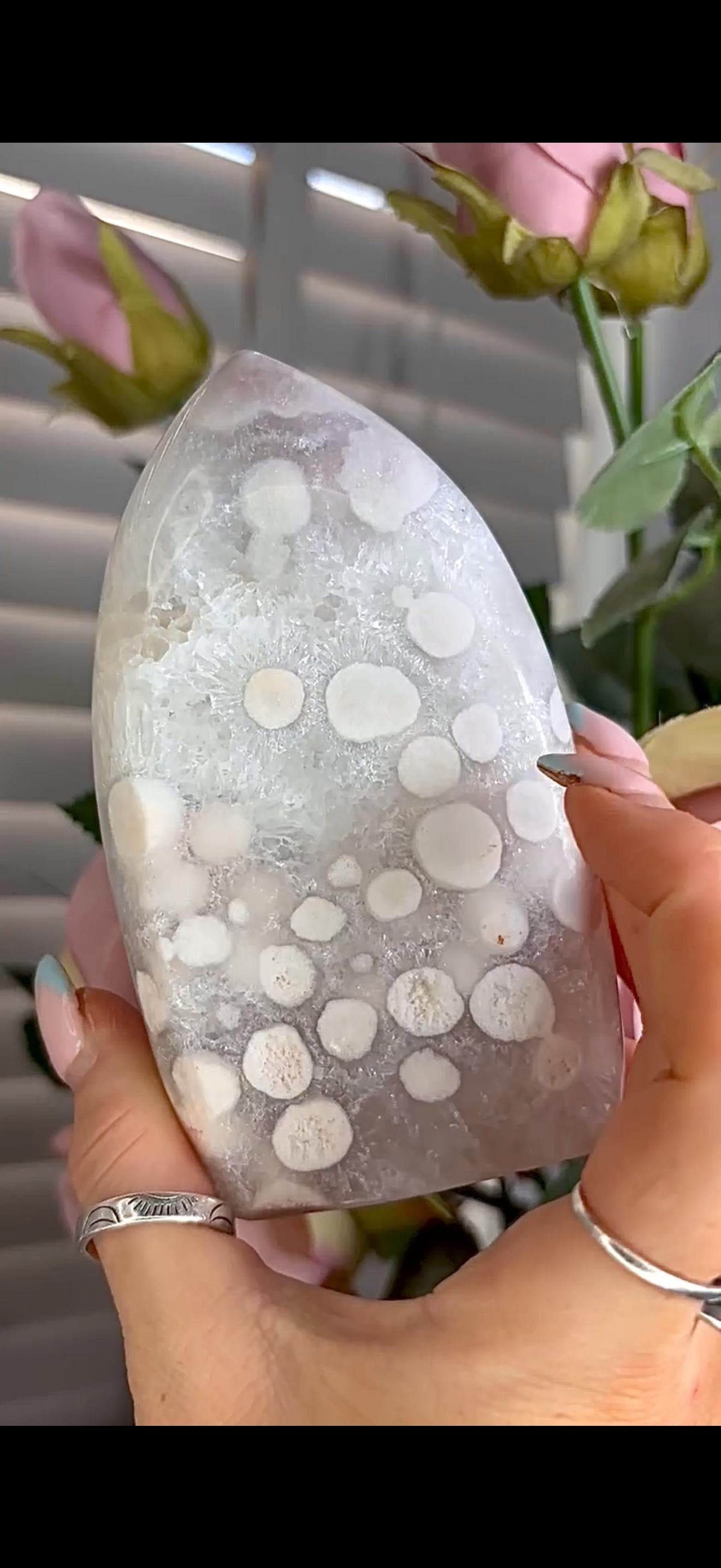 High grade, baby pink amethyst flame with incredible quartz orbs & druzy 467g