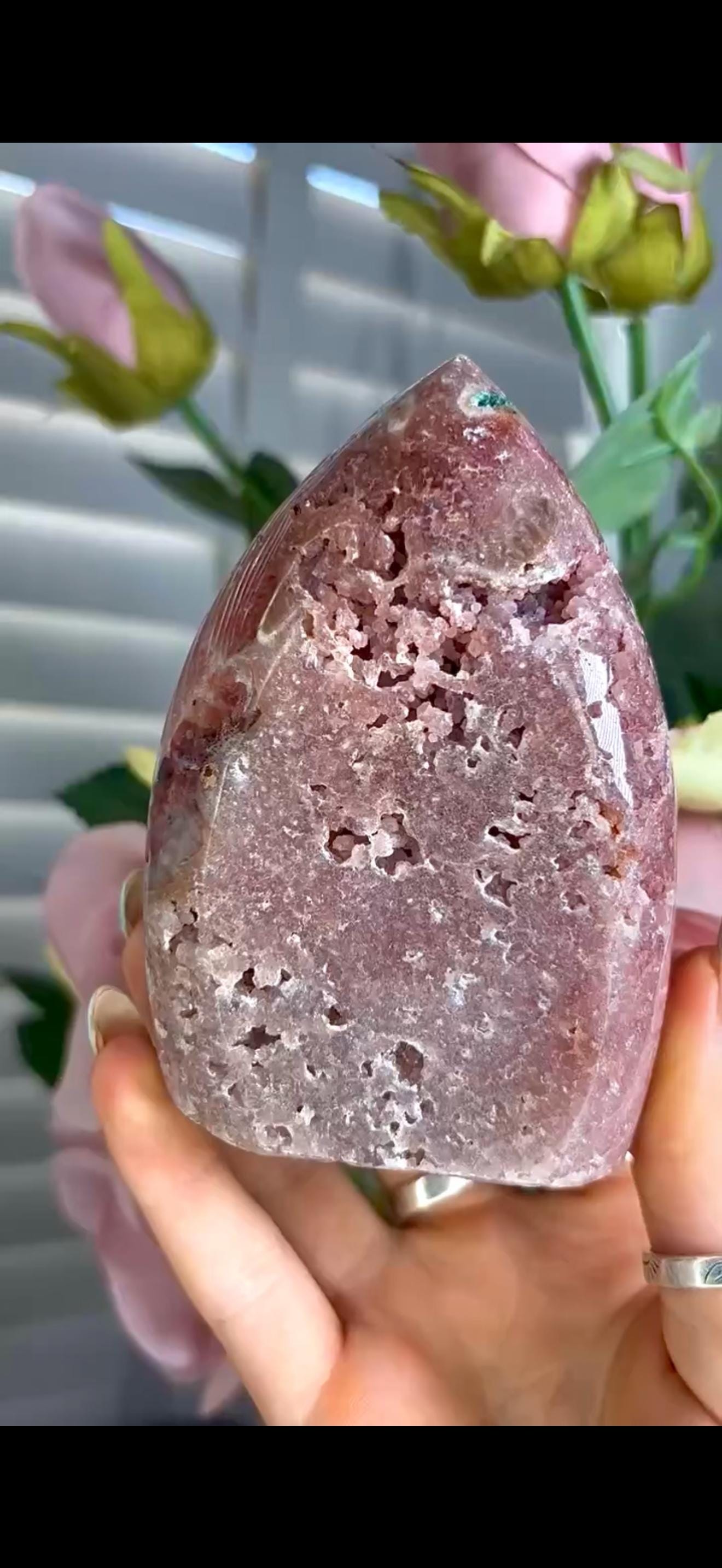 Beautiful pink amethyst flame with druzy in reddish tones 444g
