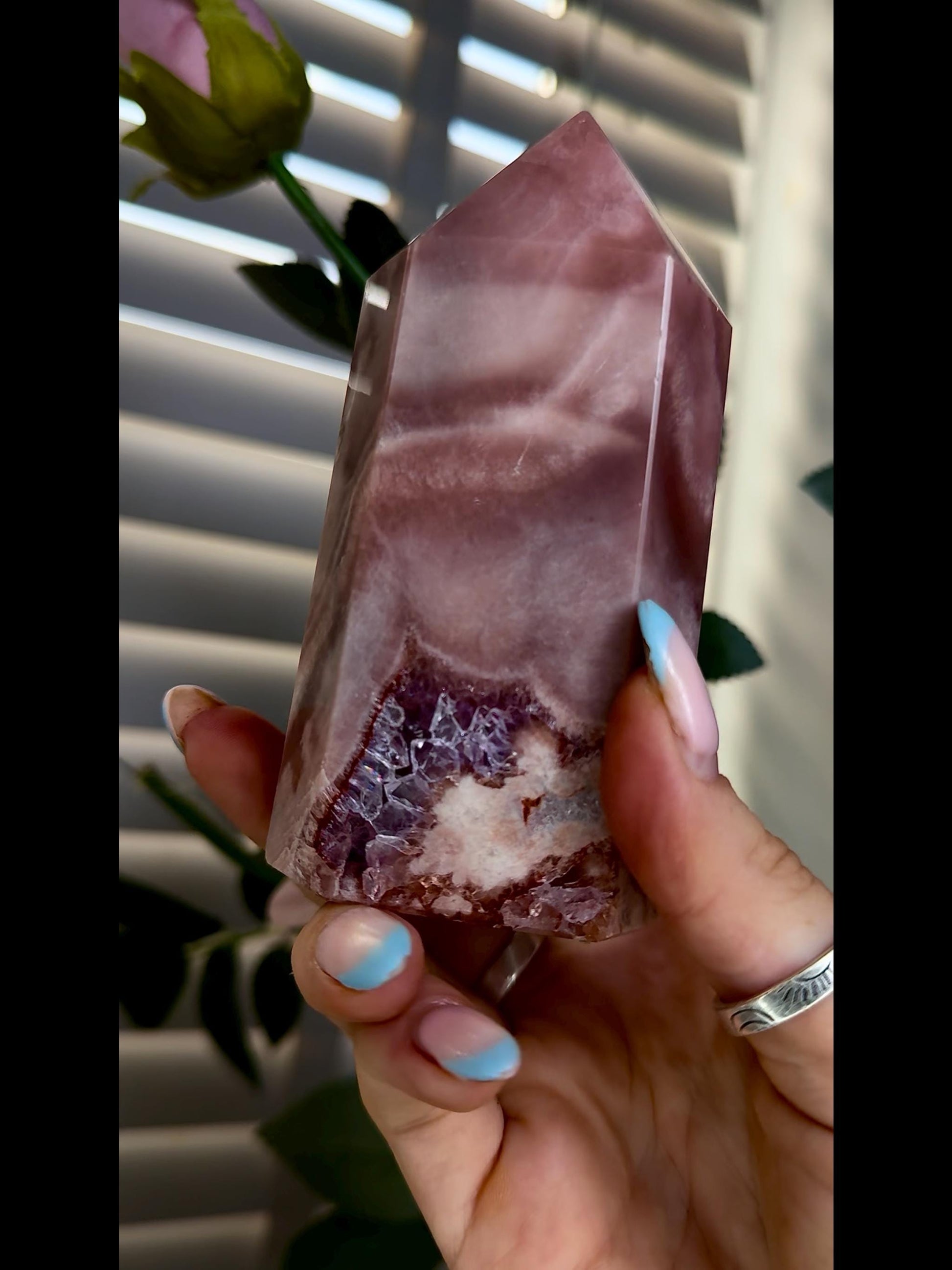 Incredible, High grade, pink amethyst, tower in deep pink tones with purple quartz 454g 12cm by 5.7cm